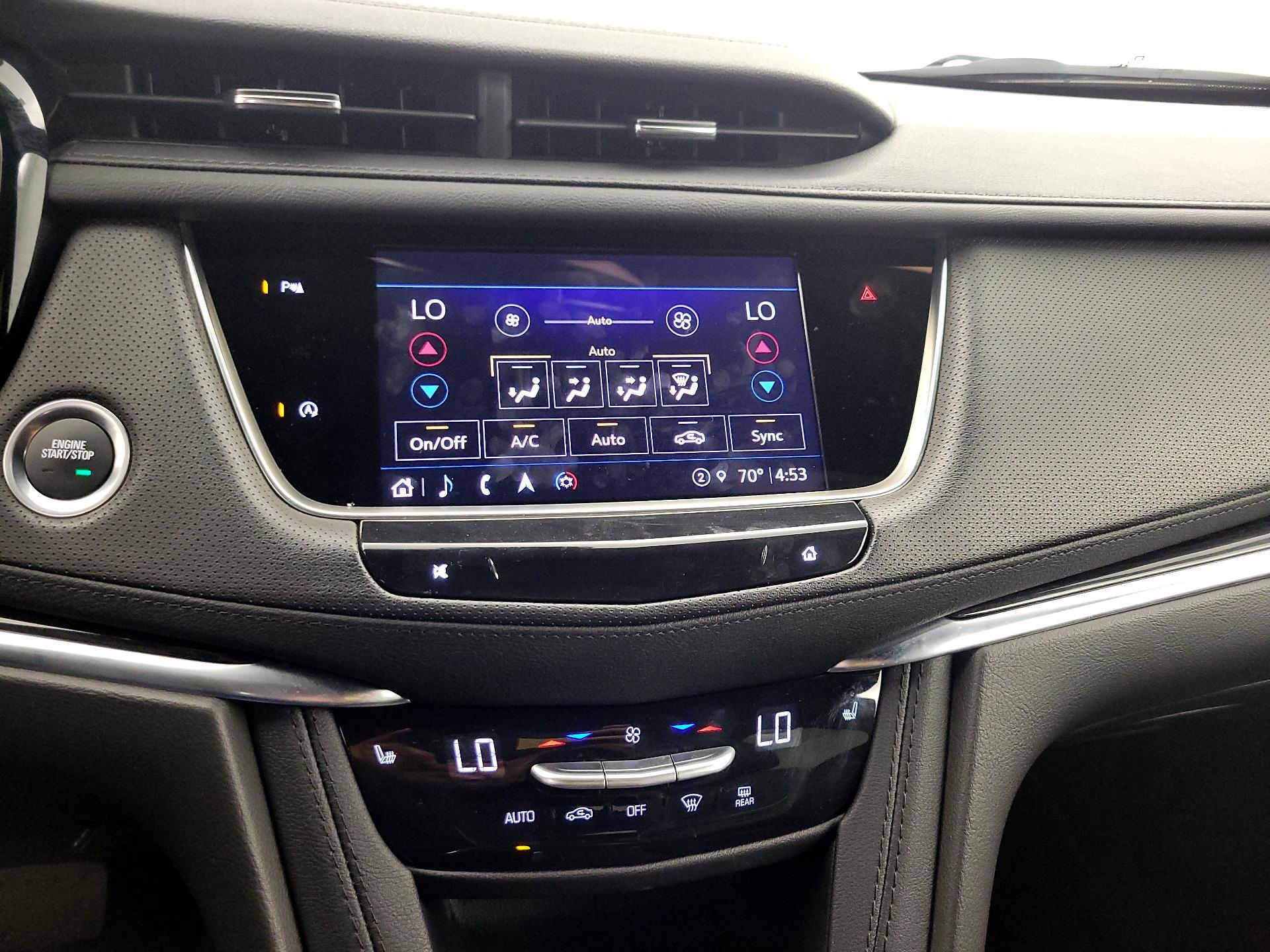 Thumbnail: 2025 Cadillac XT5 - 17