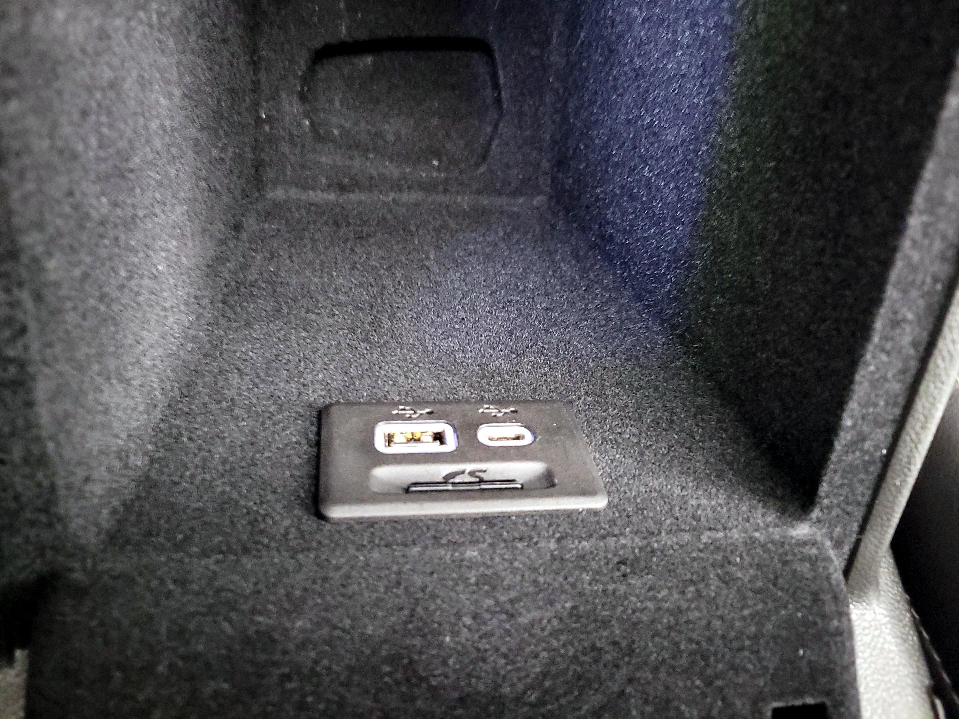 Thumbnail: 2025 Cadillac XT5 - 19