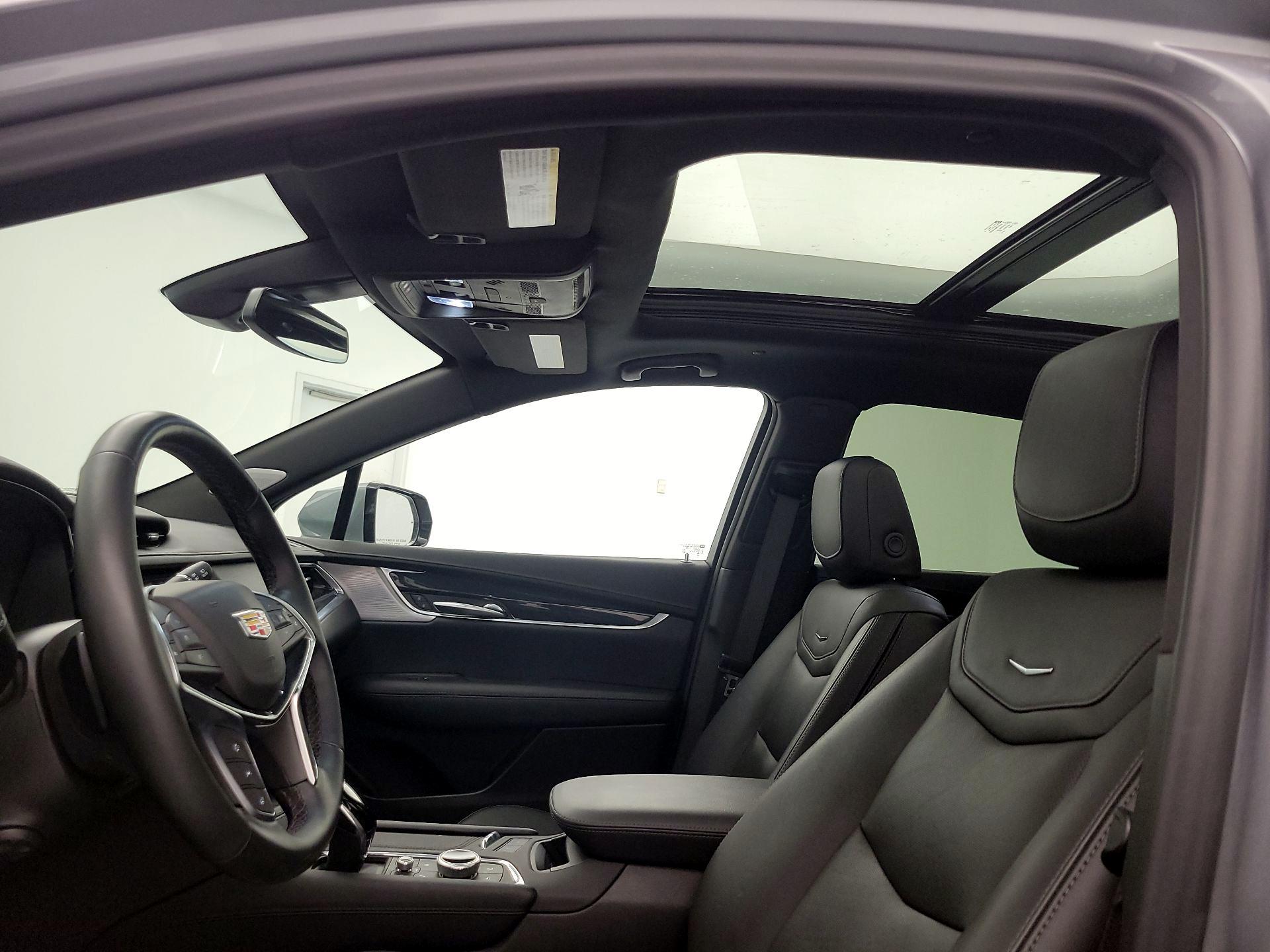 Thumbnail: 2025 Cadillac XT5 - 20