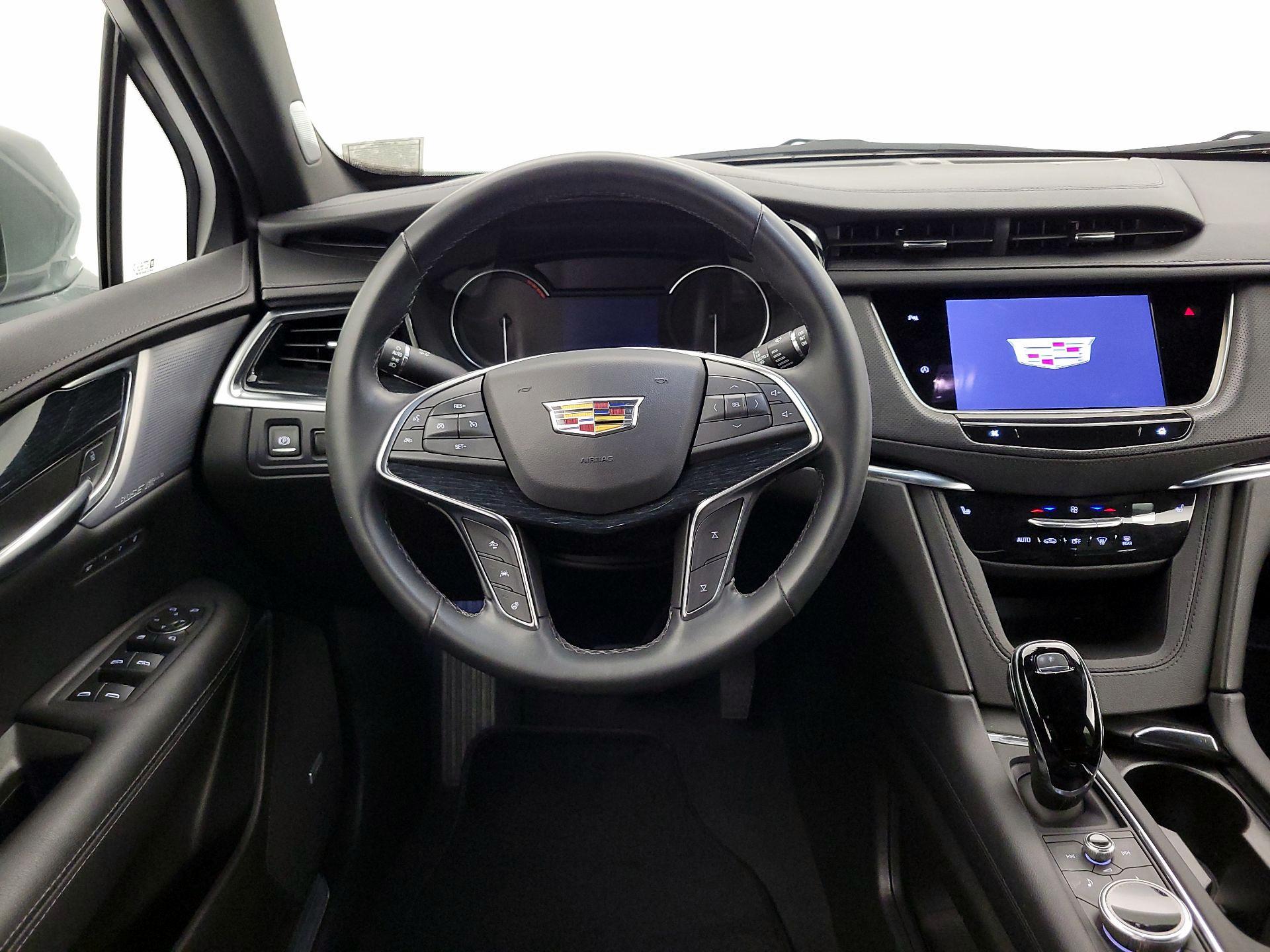 Thumbnail: 2025 Cadillac XT5 - 10