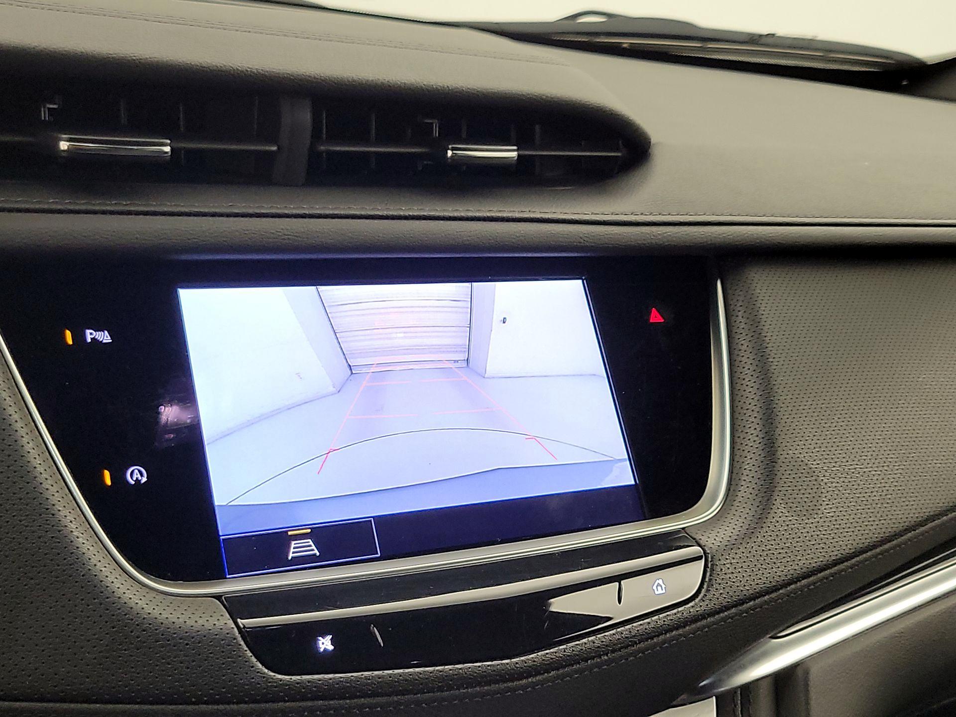 Thumbnail: 2025 Cadillac XT5 - 14