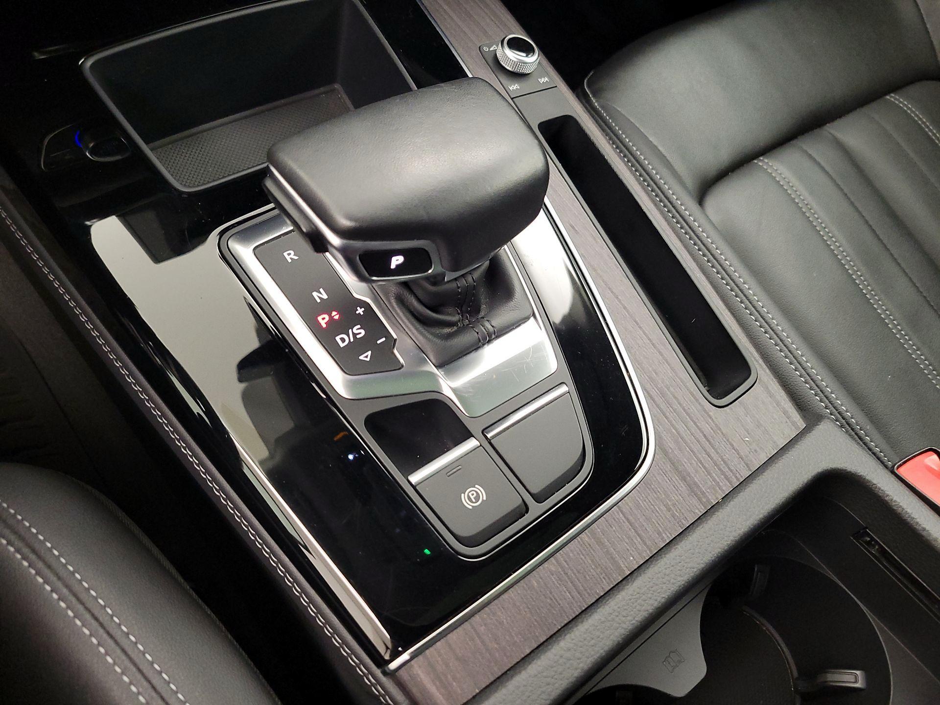 Thumbnail: 2021 Audi Q5 - 17