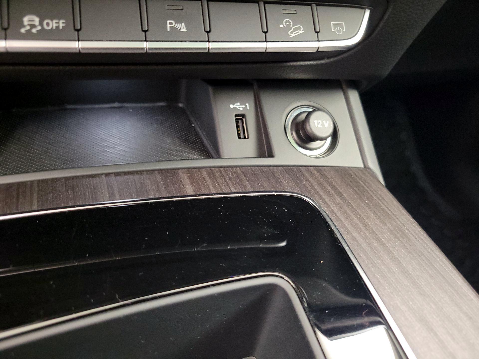 Thumbnail: 2021 Audi Q5 - 18