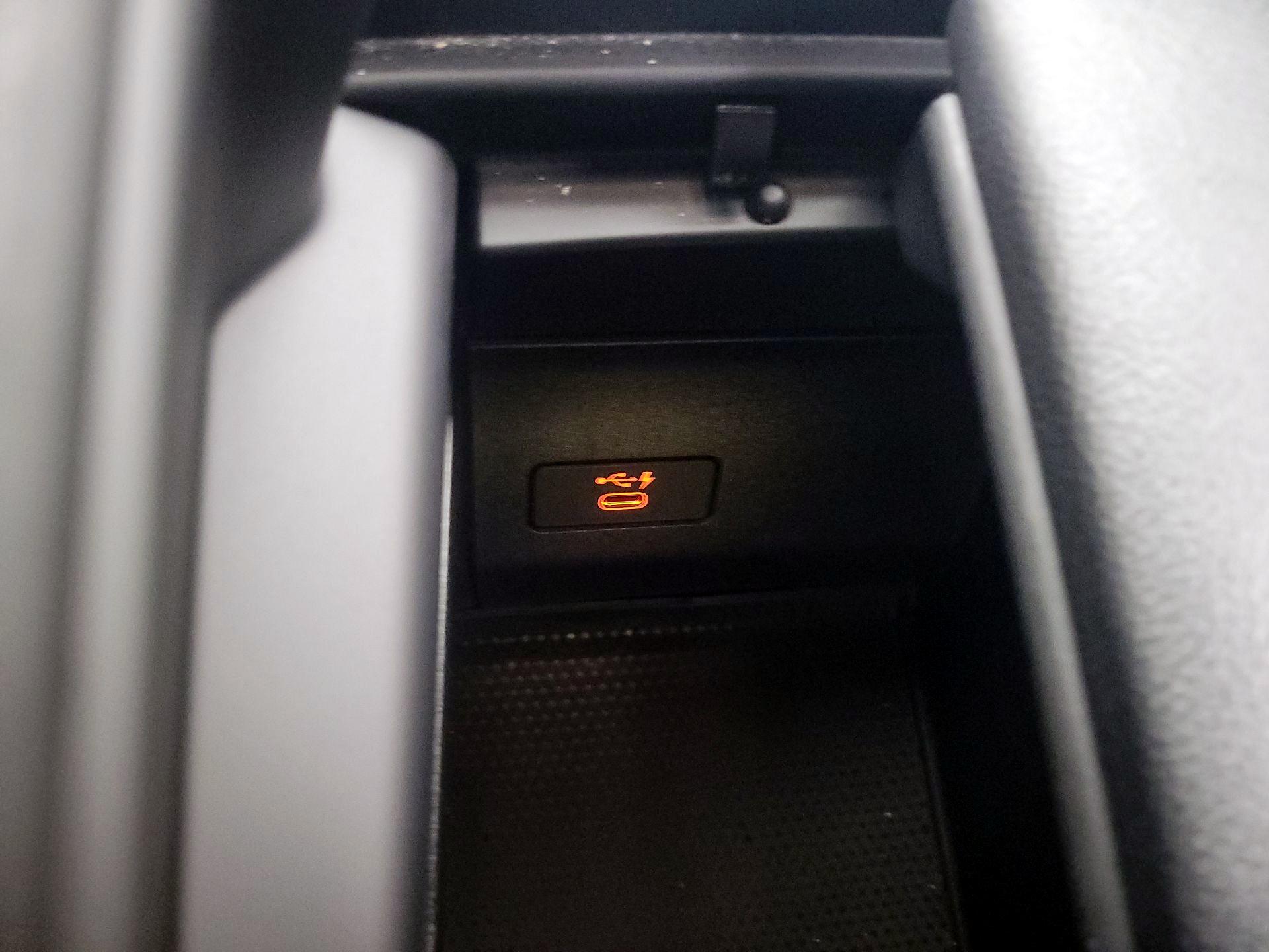 Thumbnail: 2020 BMW X5 - 19