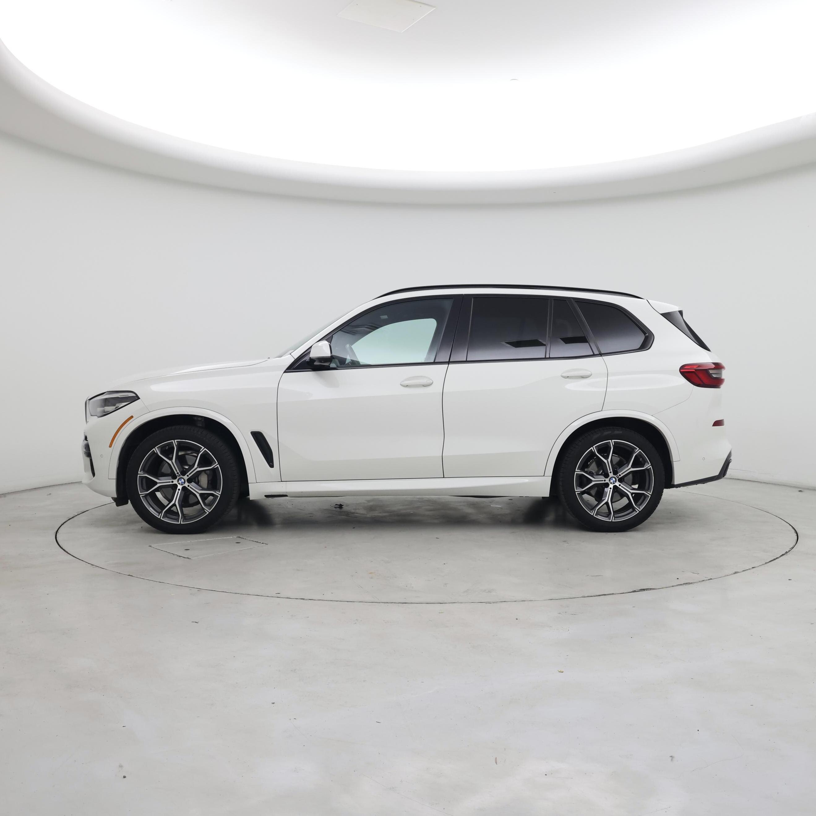 Thumbnail: 2020 BMW X5 - 3