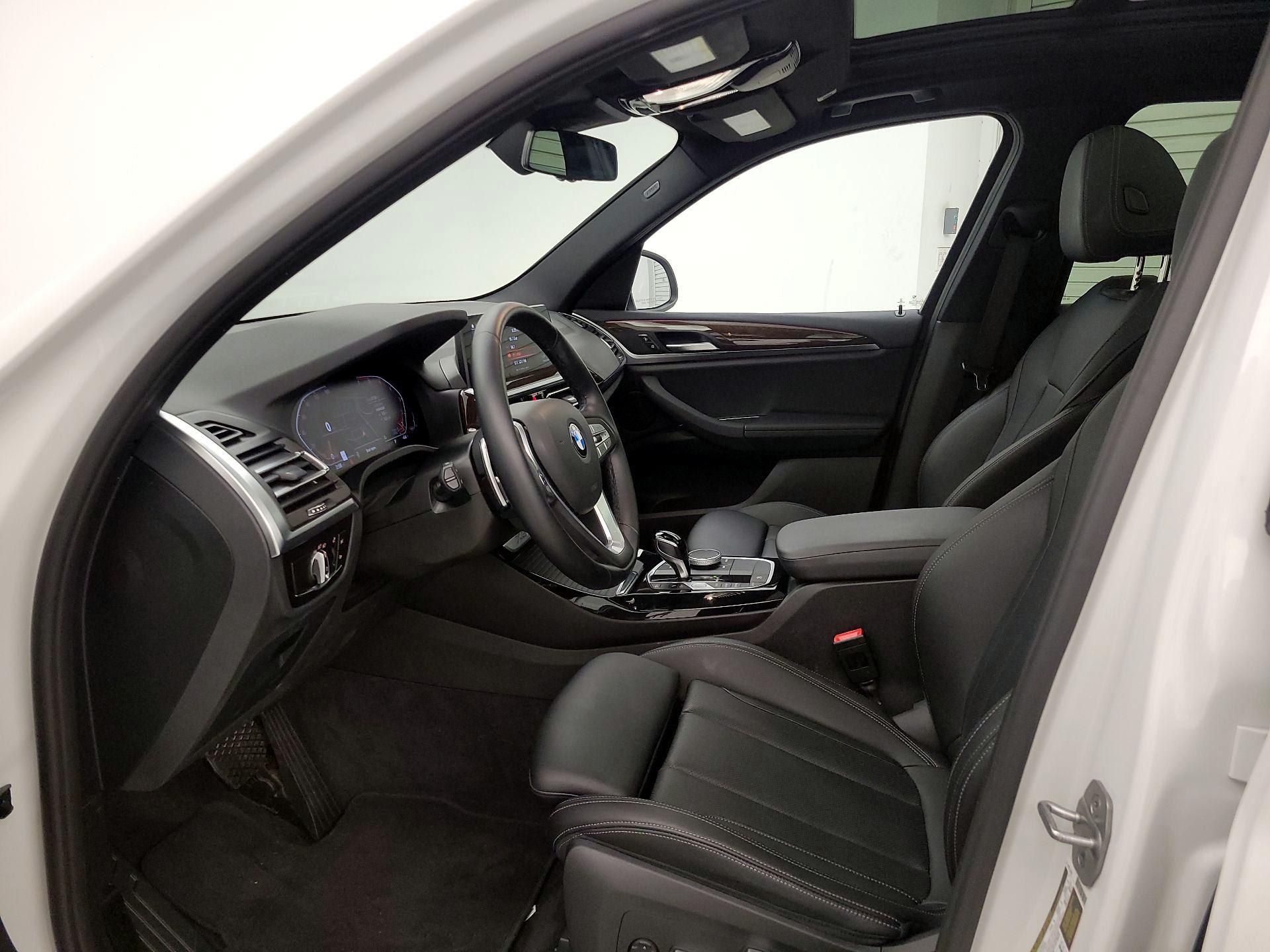 Thumbnail: 2022 BMW X3 - 11