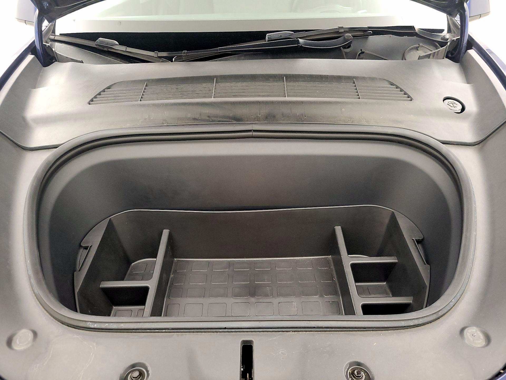 Thumbnail: 2022 Tesla Model Y - 20