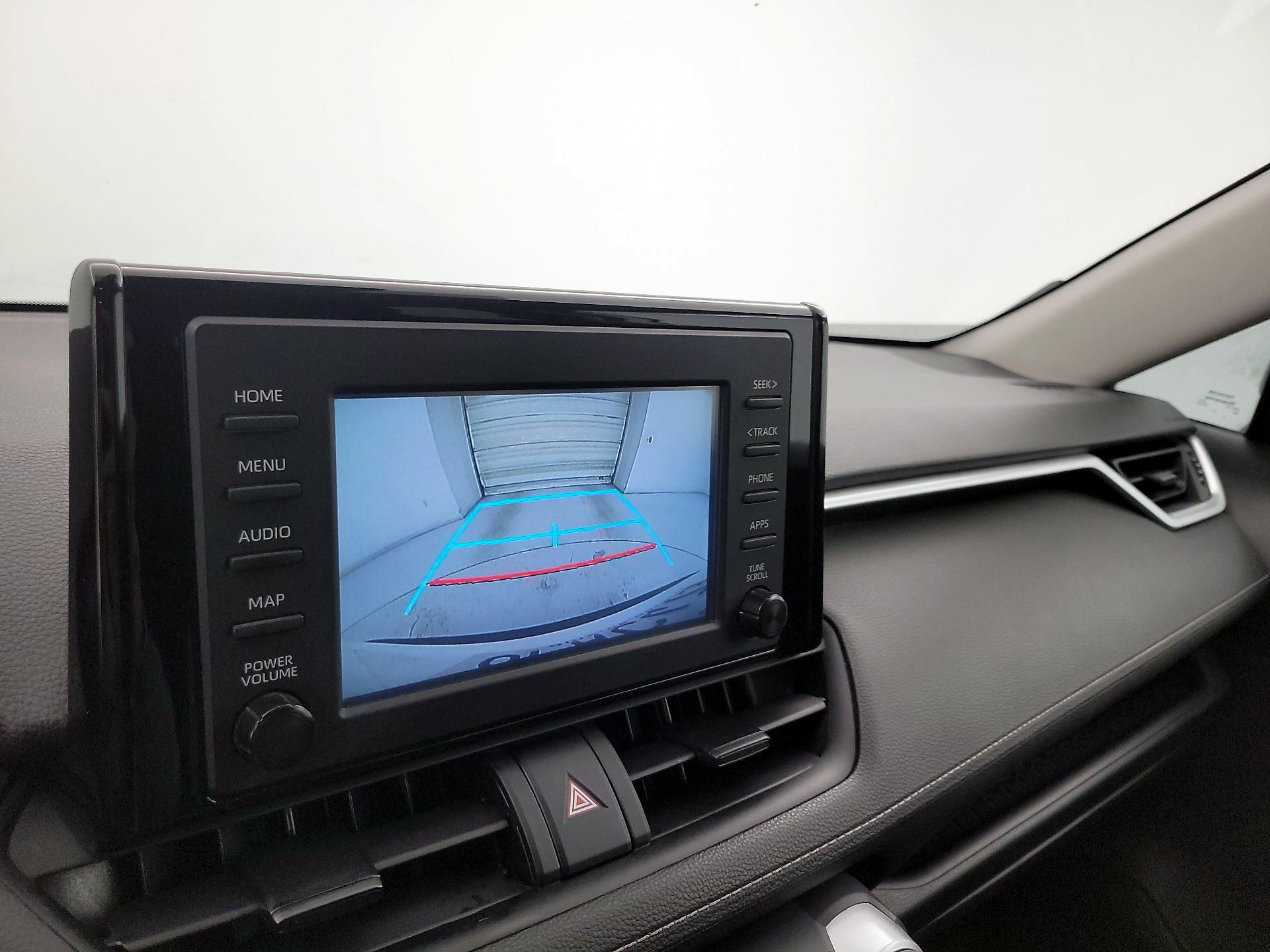 Thumbnail: 2019 Toyota RAV4 - 14