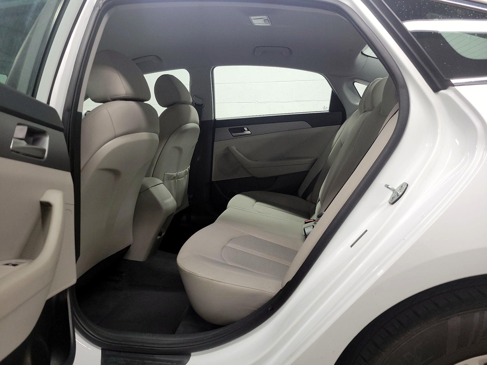 Thumbnail: 2018 Hyundai Sonata - 19