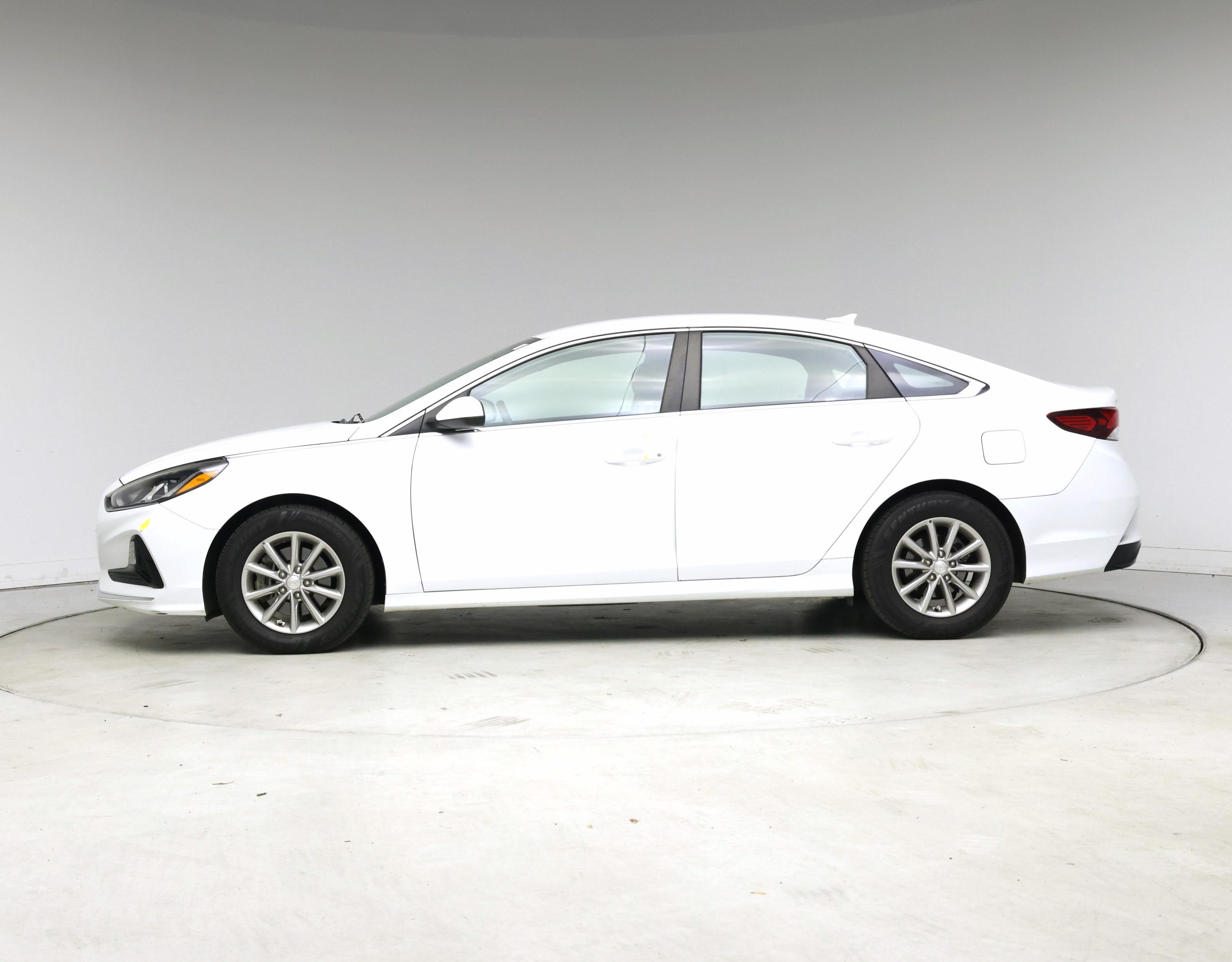 Thumbnail: 2018 Hyundai Sonata - 3