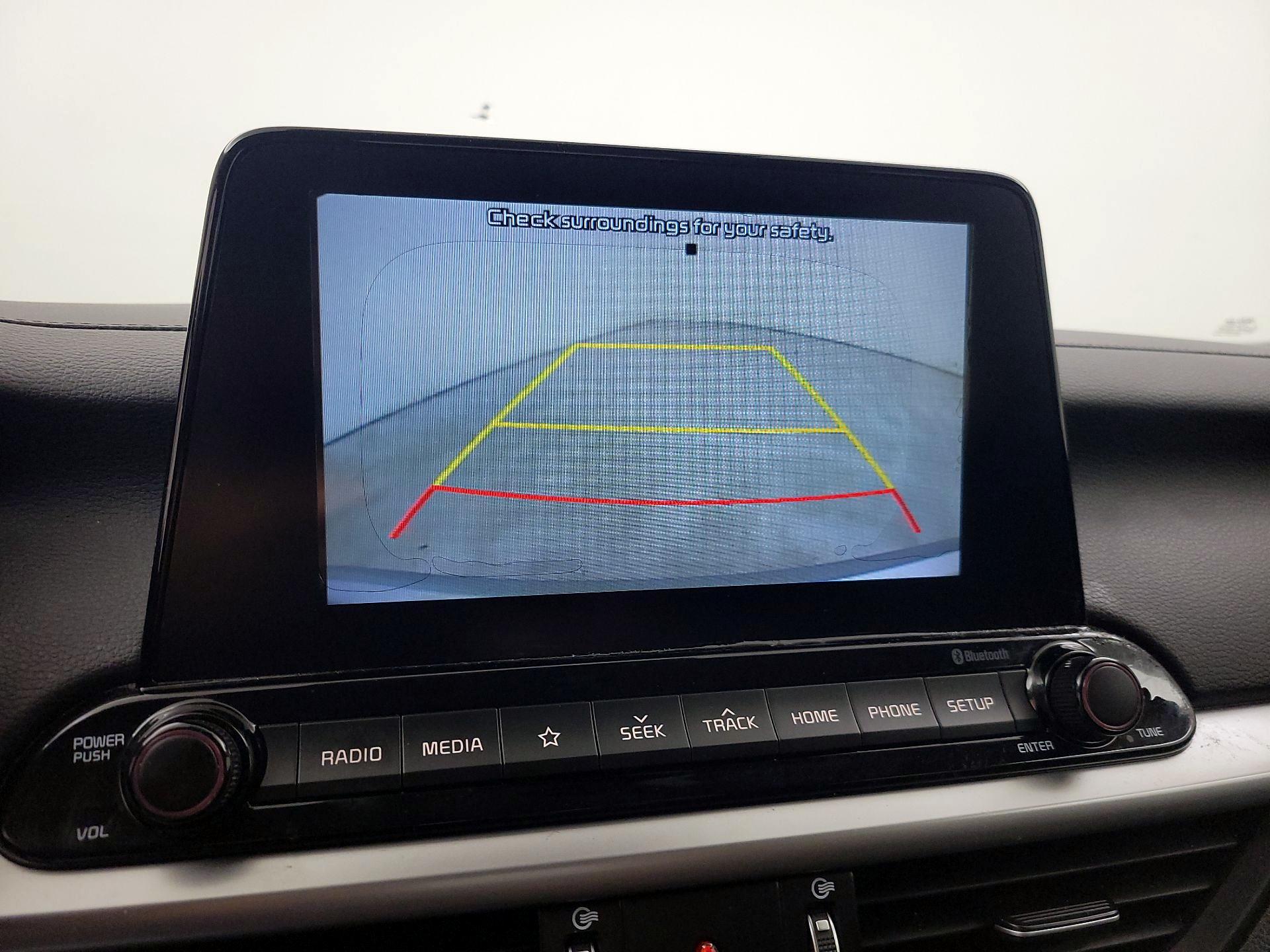 Thumbnail: 2019 Kia Forte - 12