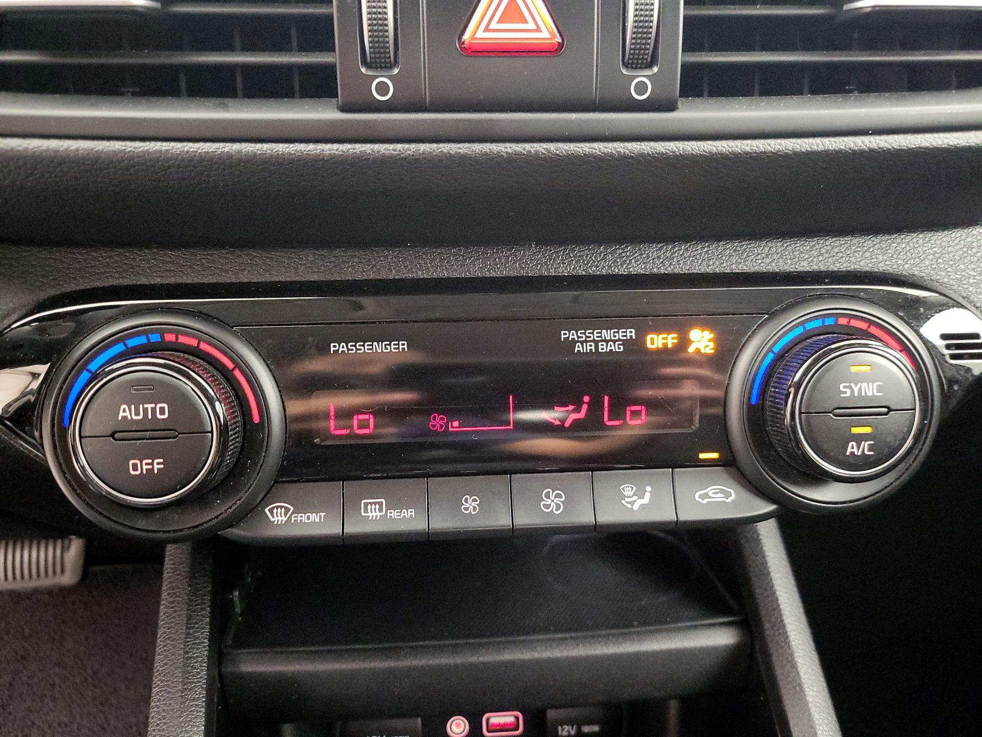 Thumbnail: 2019 Kia Forte - 14