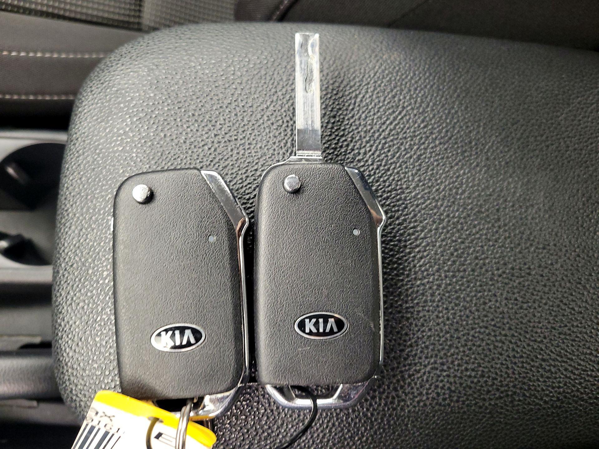 Thumbnail: 2019 Kia Forte - 20