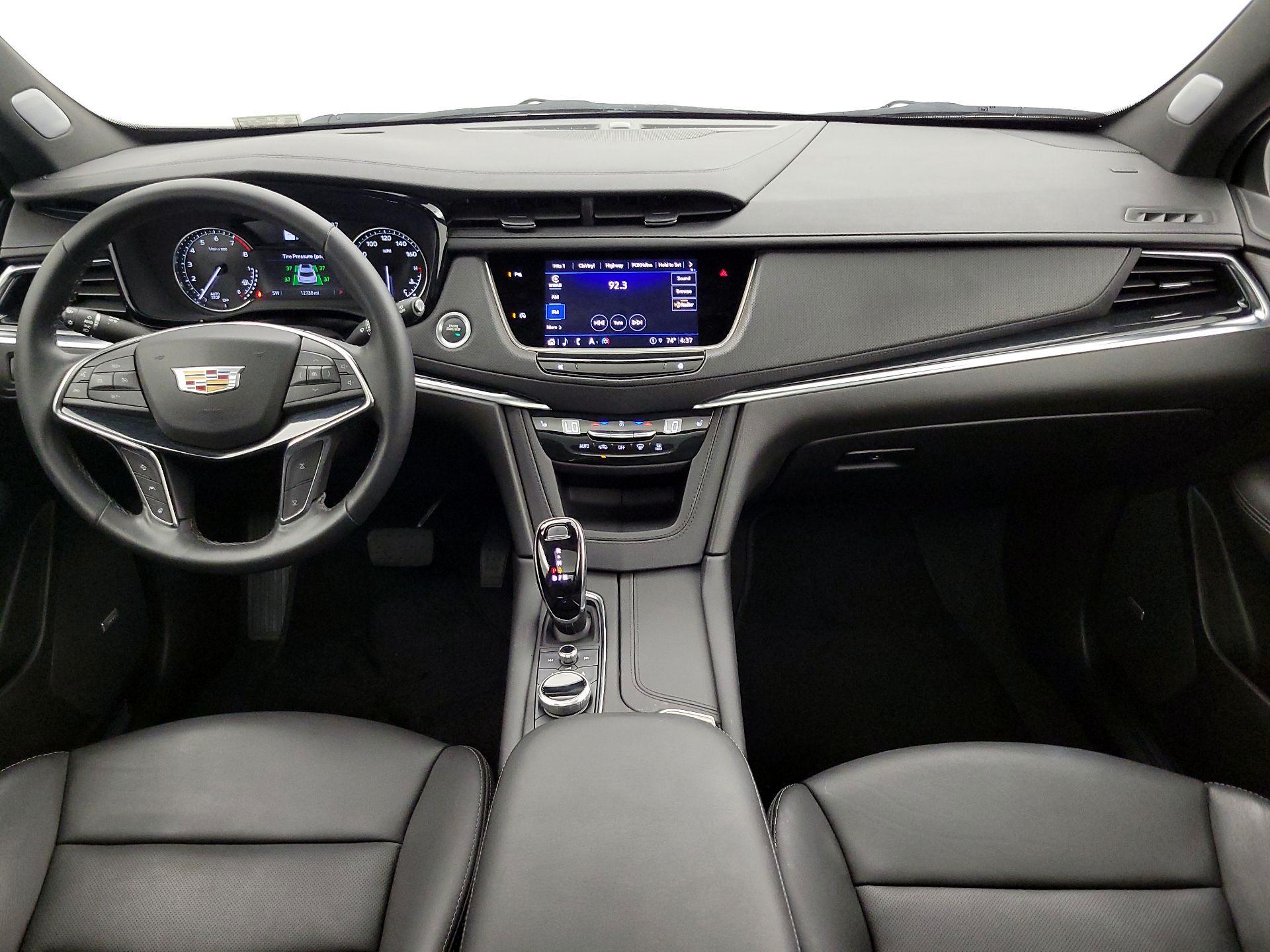 Thumbnail: 2025 Cadillac XT5 - 9