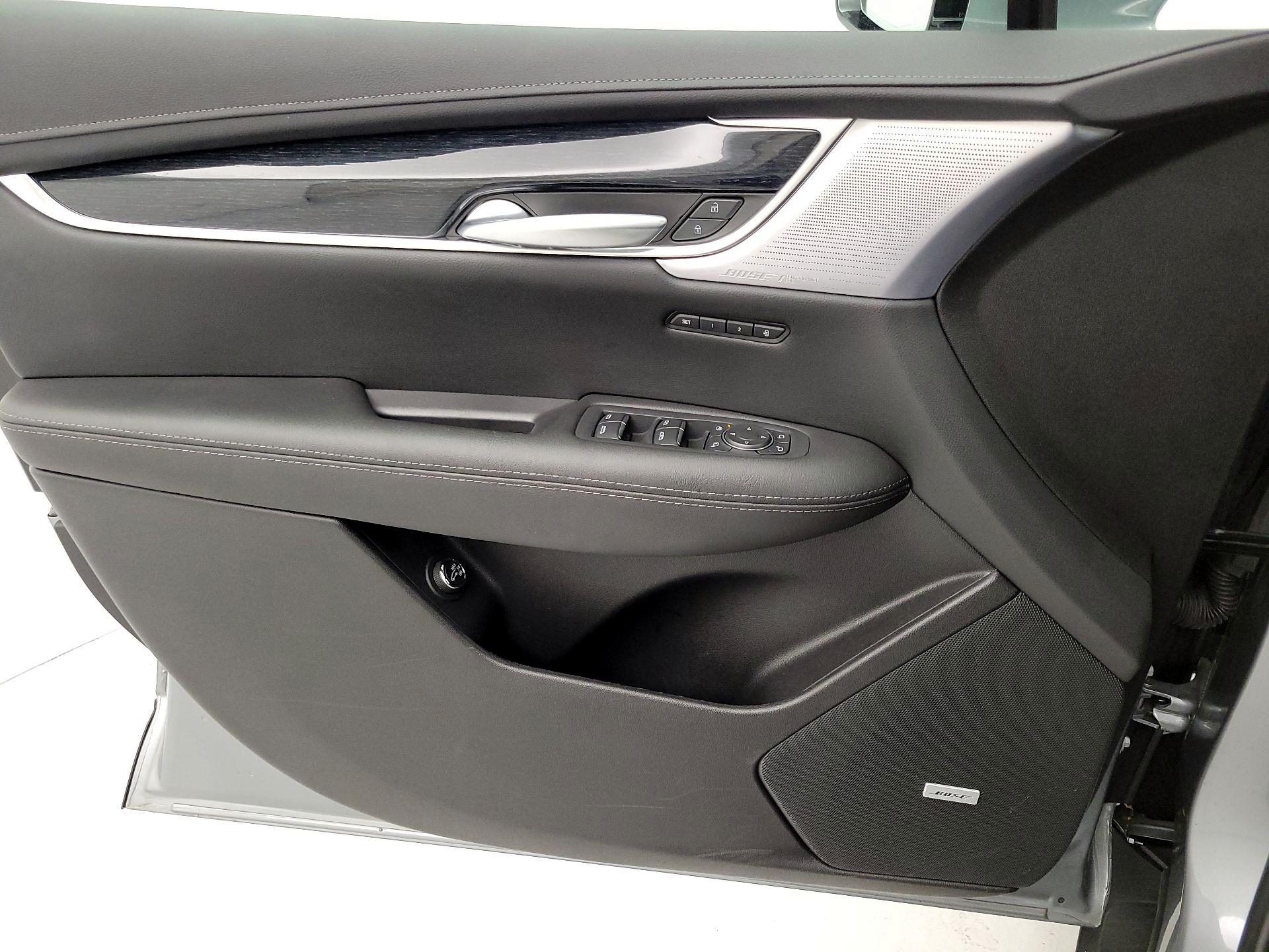 Thumbnail: 2025 Cadillac XT5 - 12