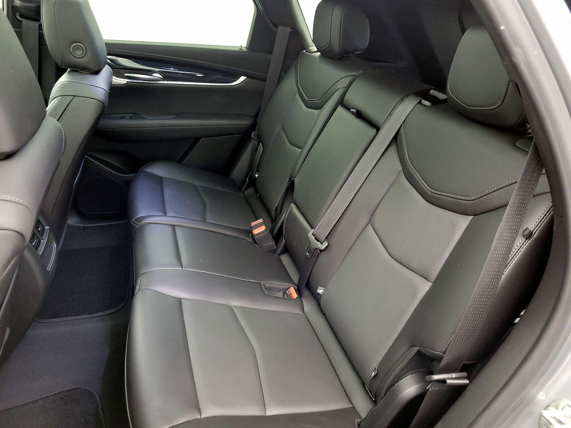 Thumbnail: 2025 Cadillac XT5 - 20