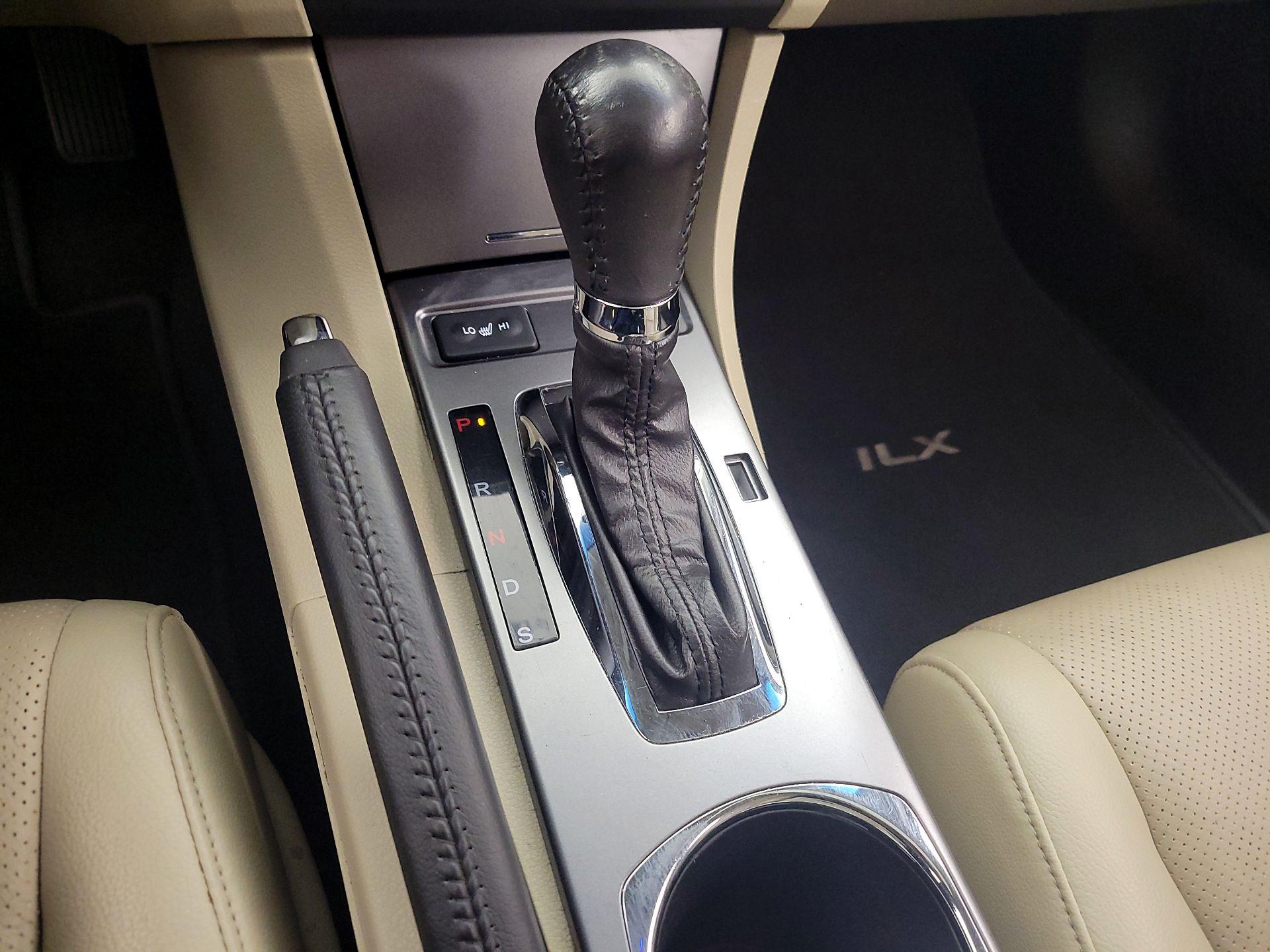 Thumbnail: 2014 Acura ILX - 17