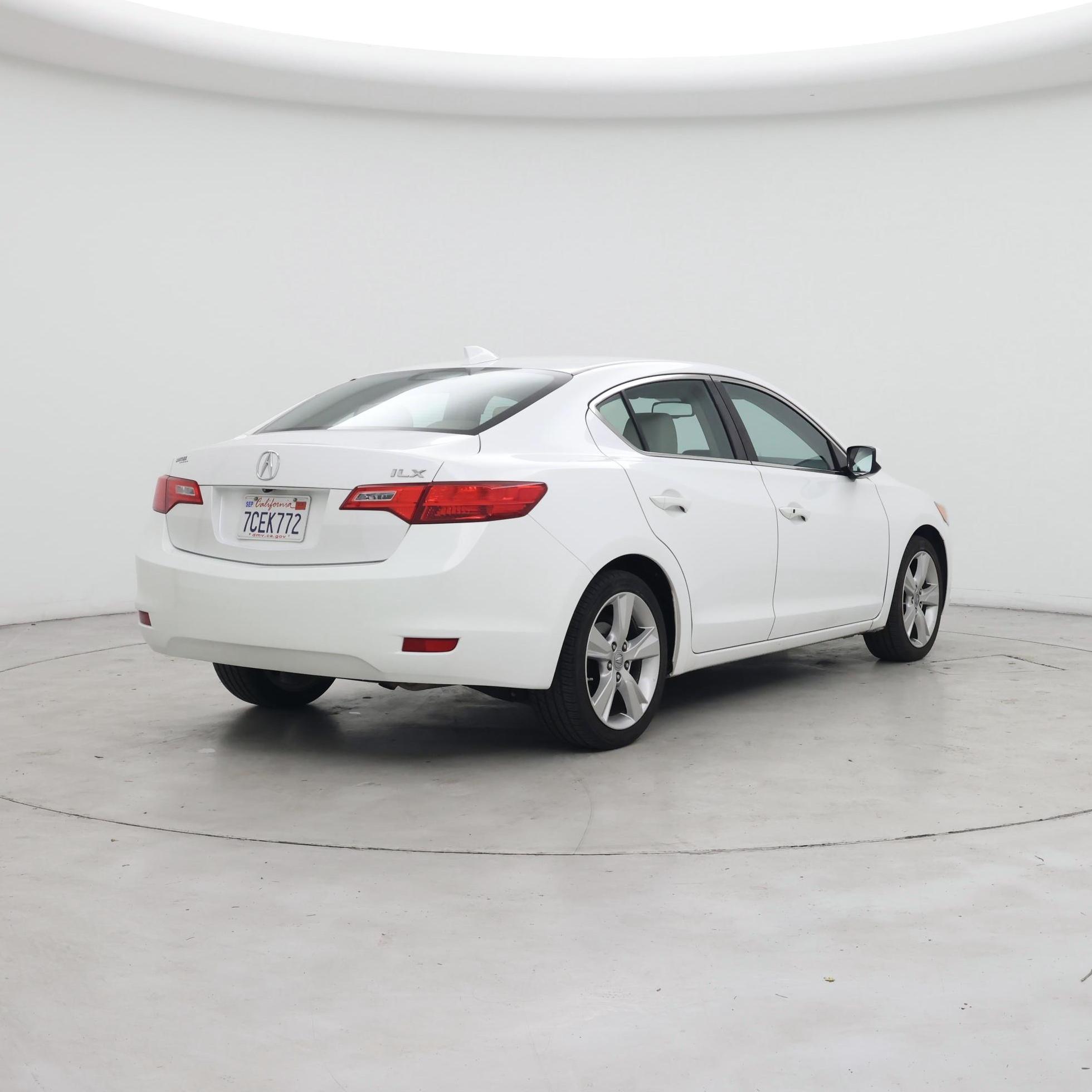 Thumbnail: 2014 Acura ILX - 8