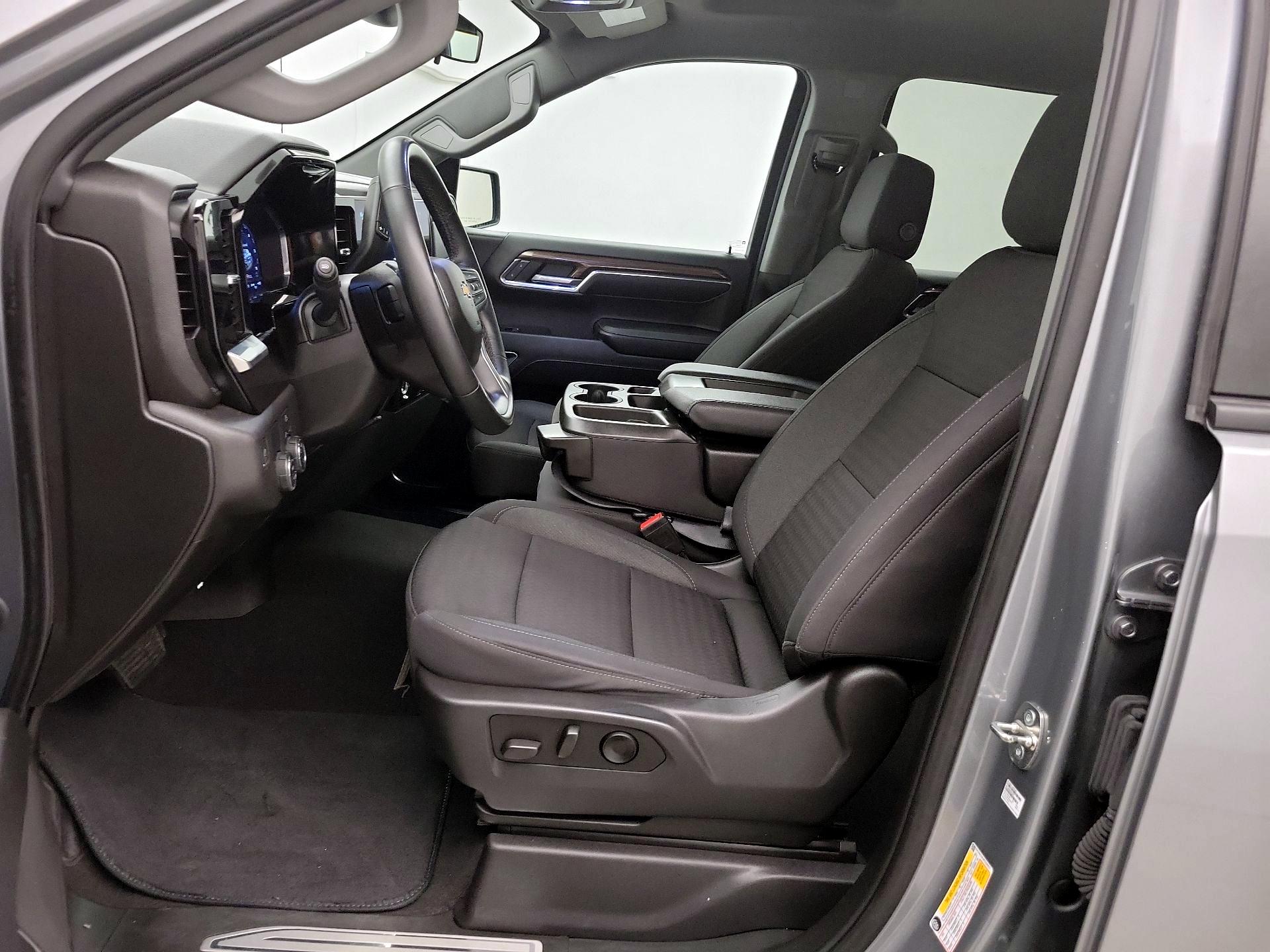 Thumbnail: 2023 Chevrolet Silverado 1500 - 11