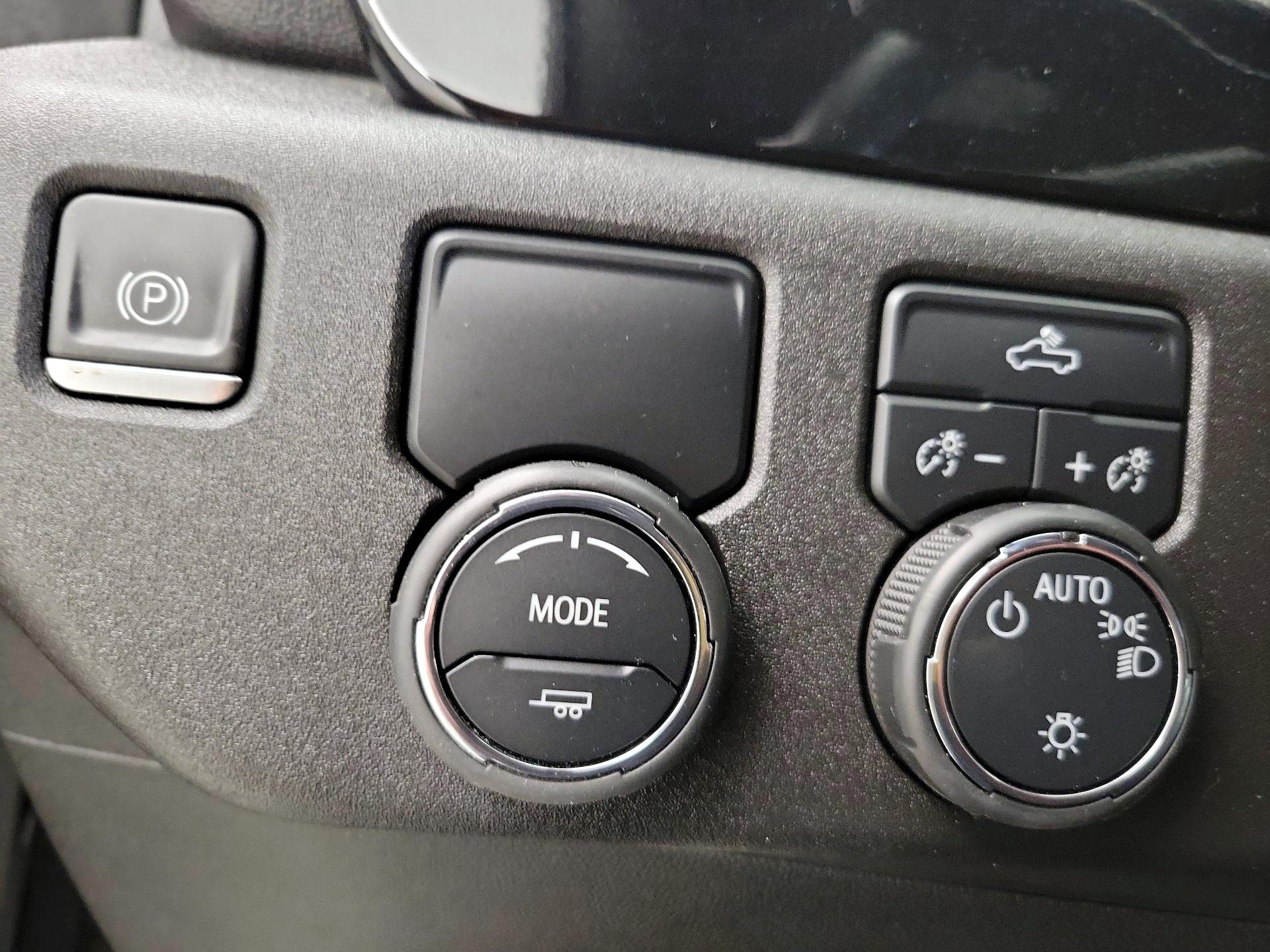 Thumbnail: 2023 Chevrolet Silverado 1500 - 13