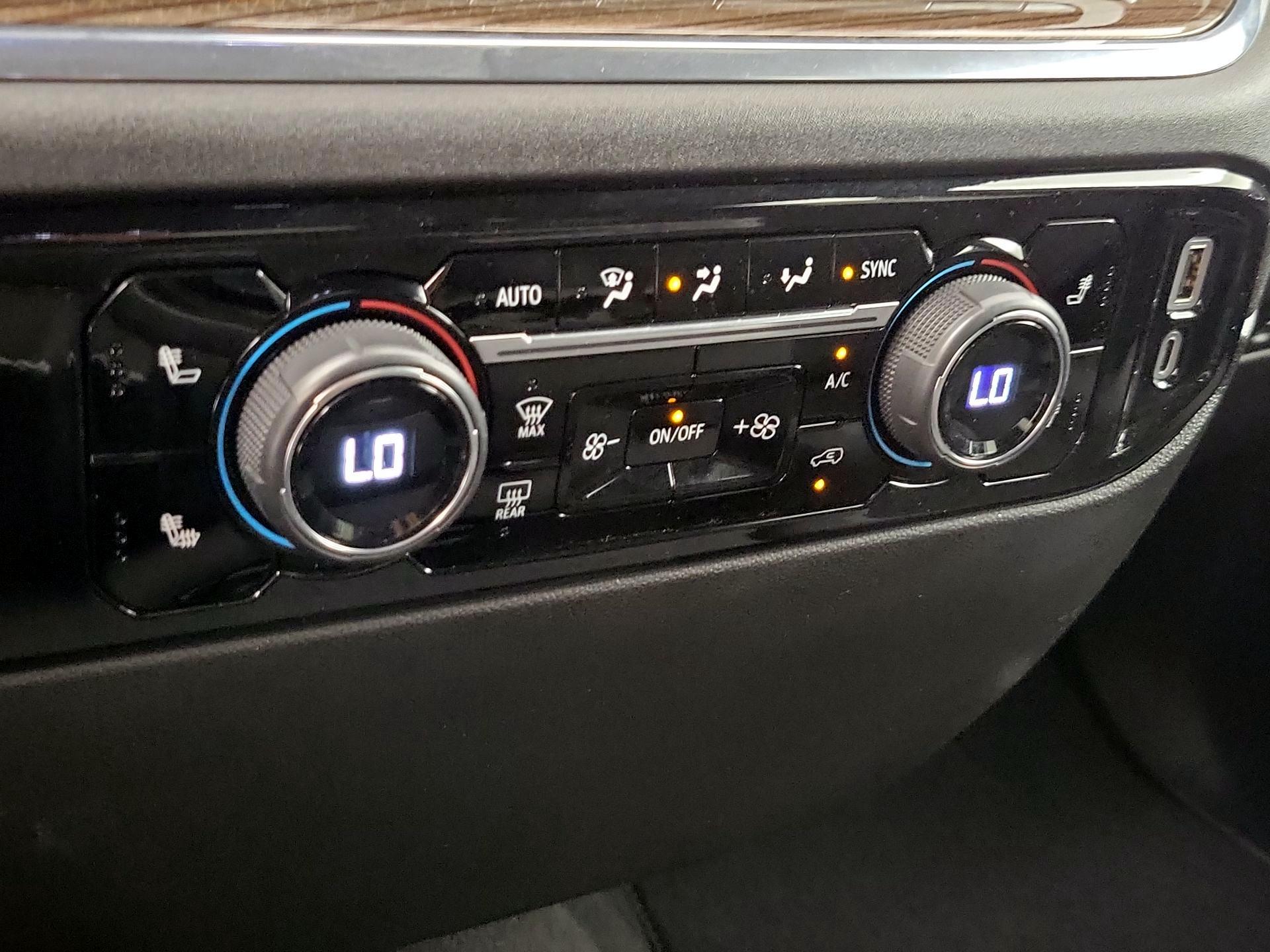 Thumbnail: 2023 Chevrolet Silverado 1500 - 16