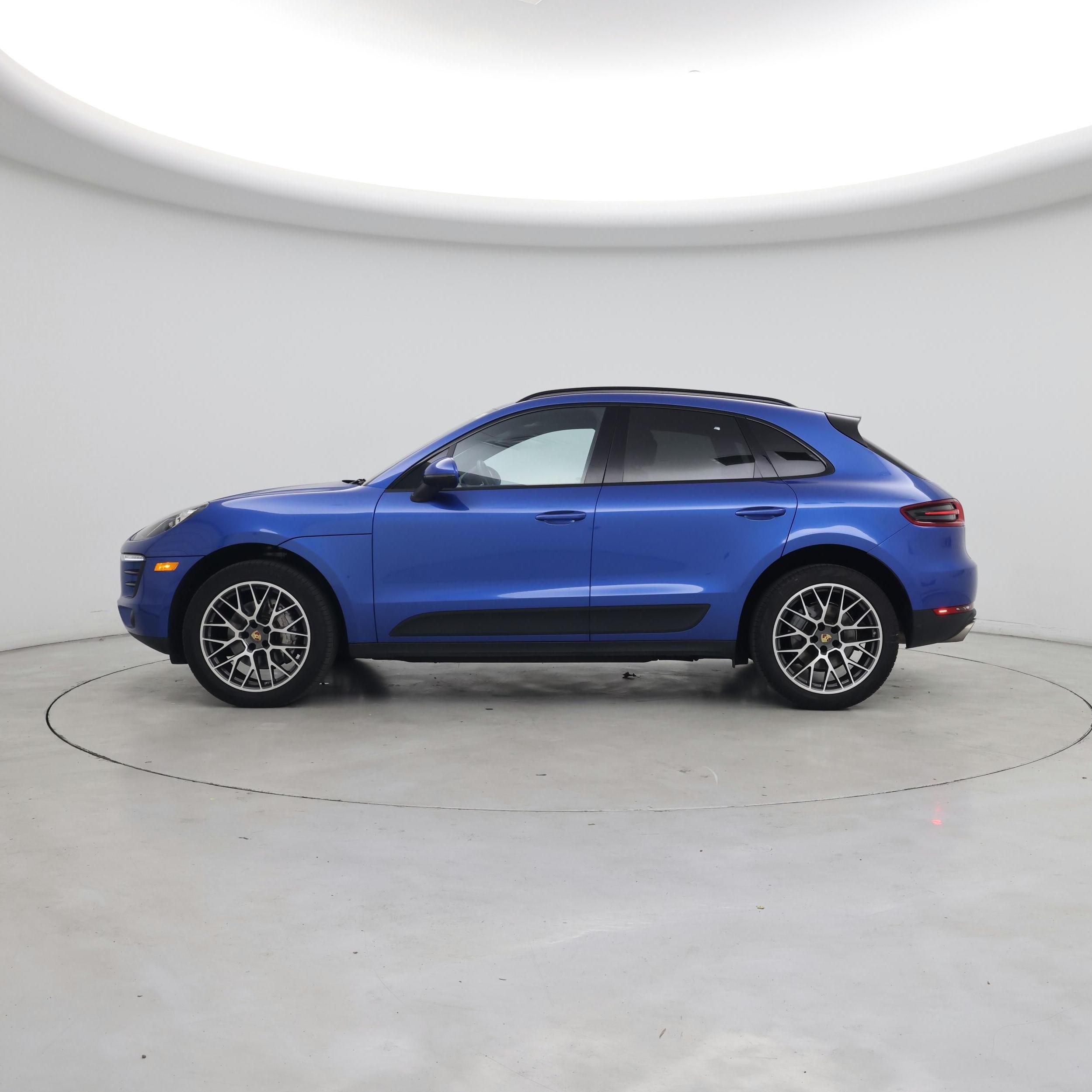 Thumbnail: 2017 Porsche Macan - 3