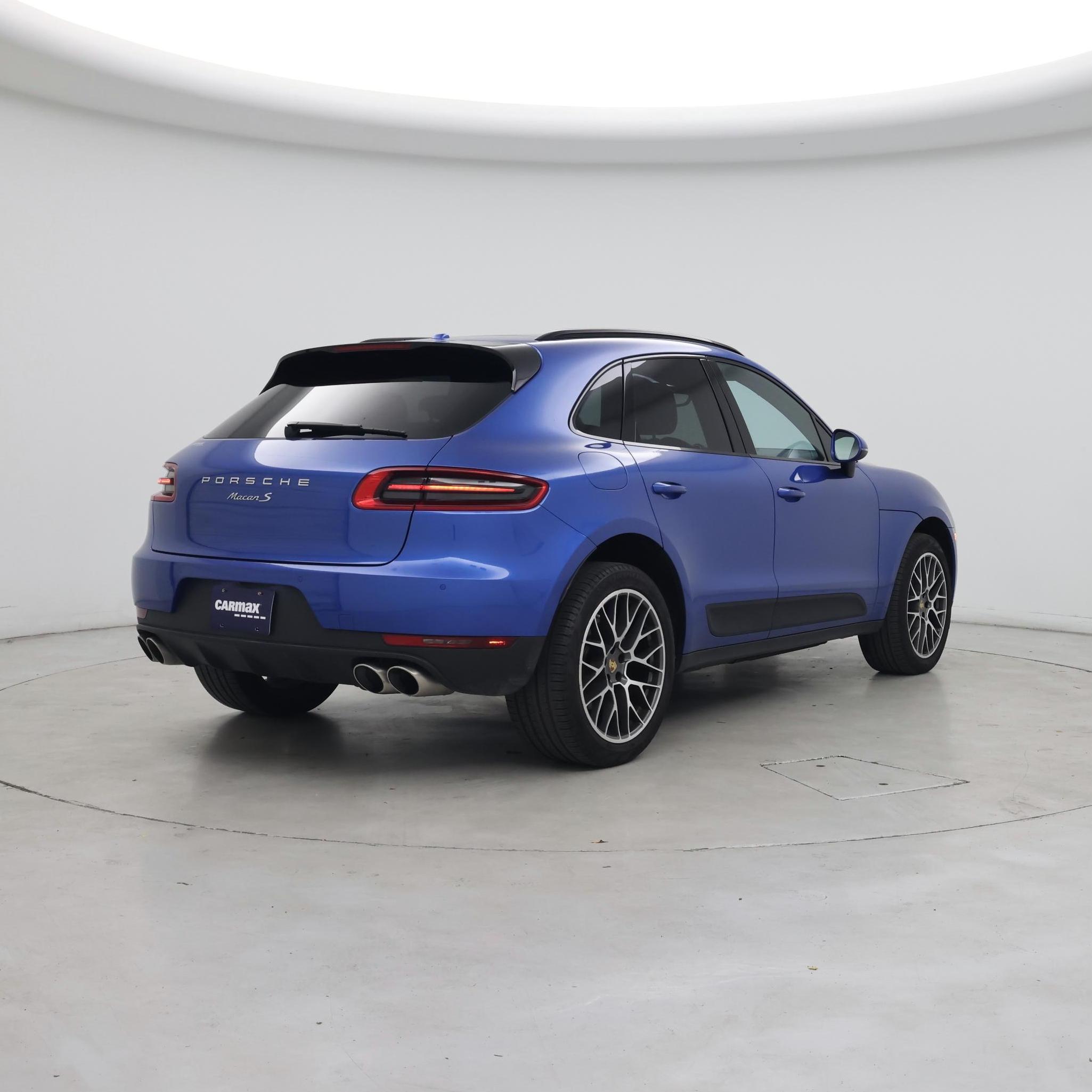 Thumbnail: 2017 Porsche Macan - 8