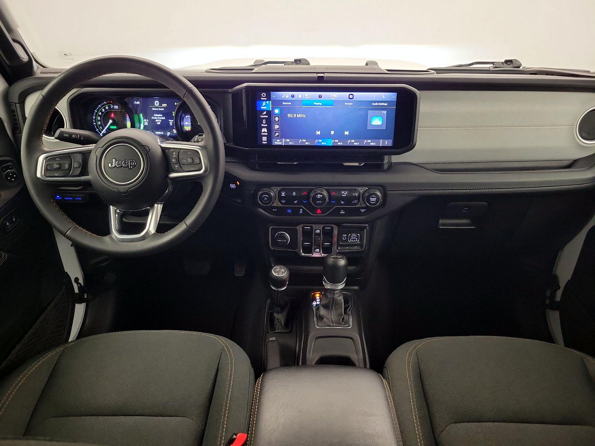 Thumbnail: 2024 Jeep Wrangler - 9