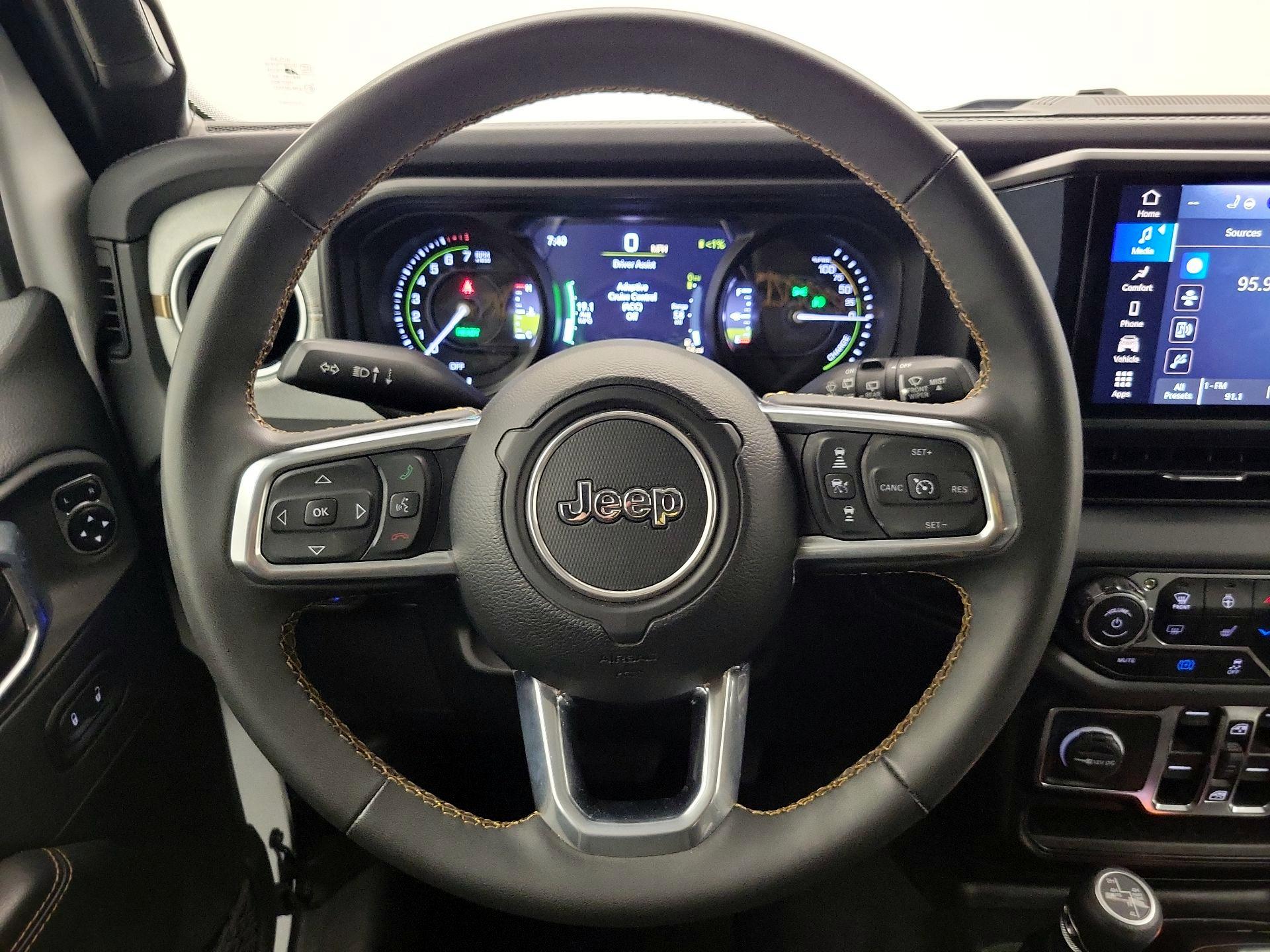 Thumbnail: 2024 Jeep Wrangler - 10