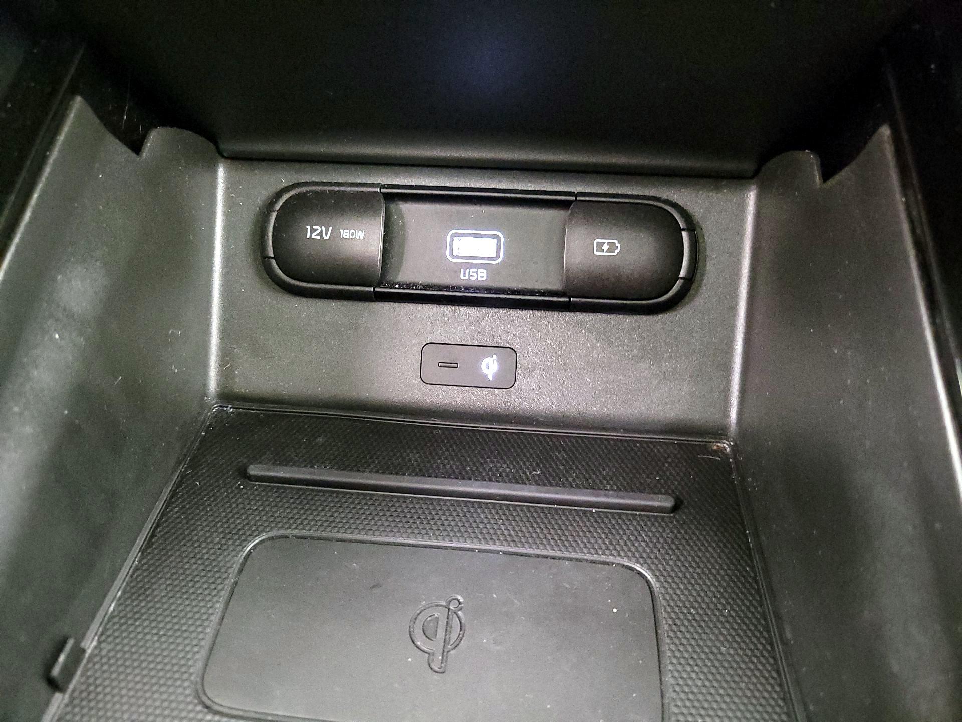 Thumbnail: 2020 Kia Telluride - 19