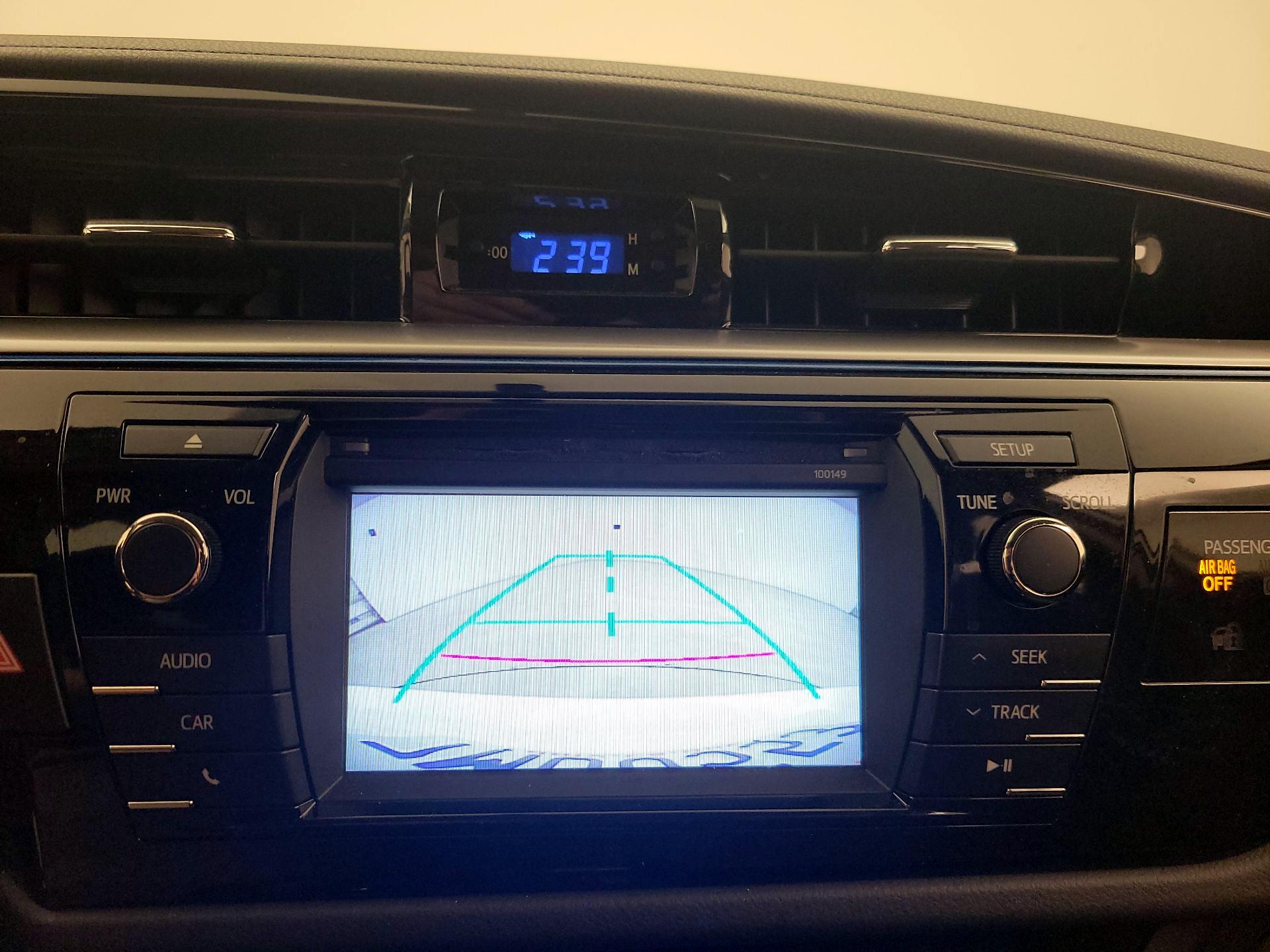 Thumbnail: 2015 Toyota Corolla - 14