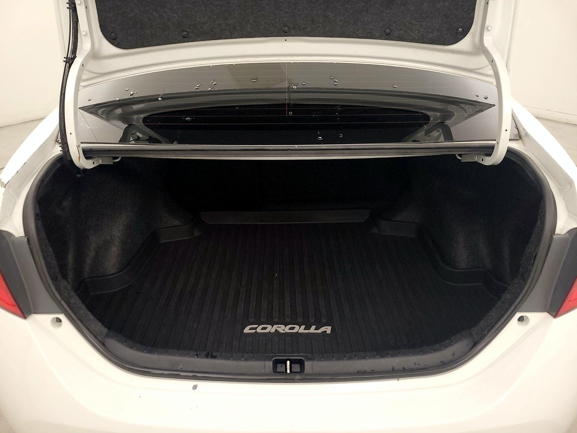 Thumbnail: 2015 Toyota Corolla - 20