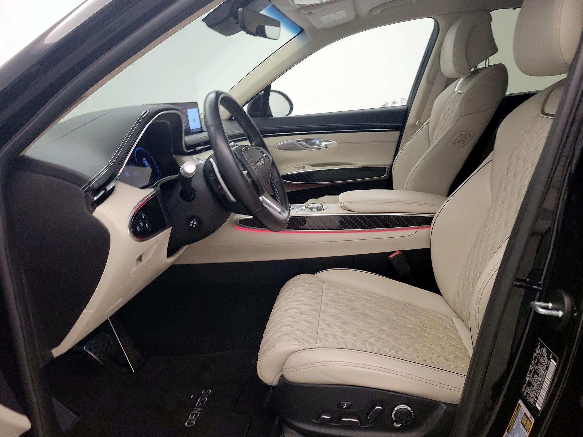 Thumbnail: 2023 Genesis GV70 - 11