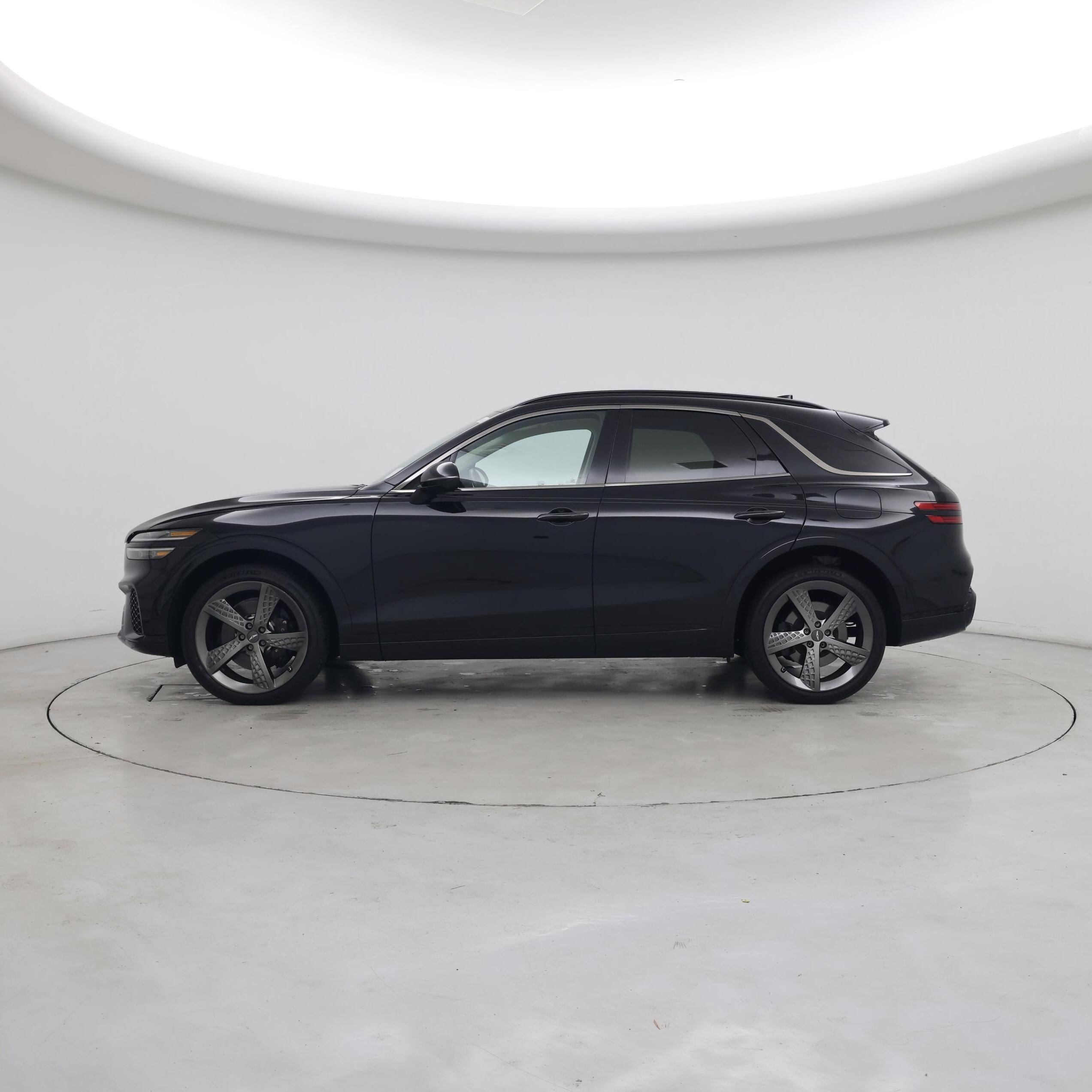 Thumbnail: 2023 Genesis GV70 - 3