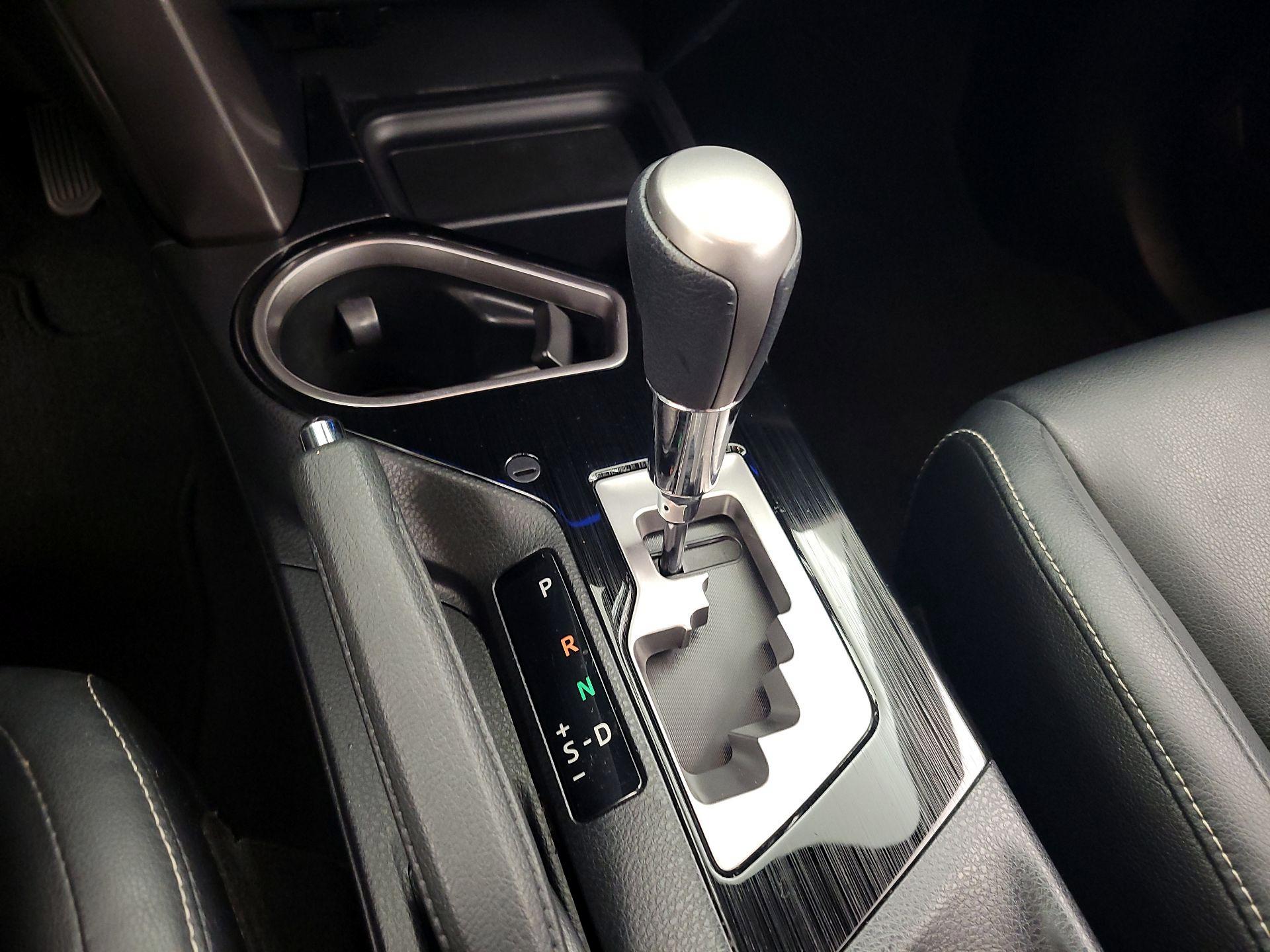 Thumbnail: 2016 Toyota RAV4 - 17