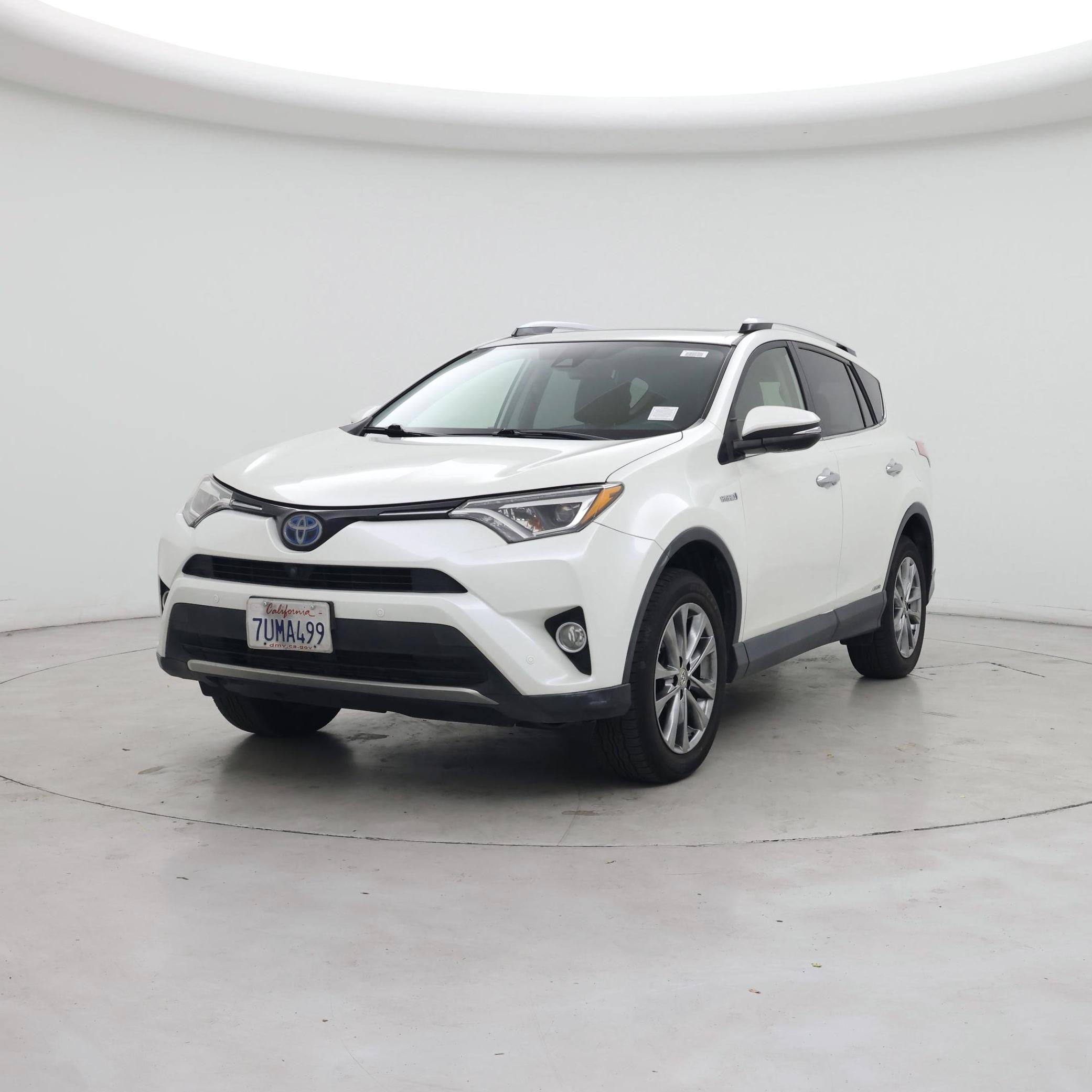 Thumbnail: 2016 Toyota RAV4 - 4