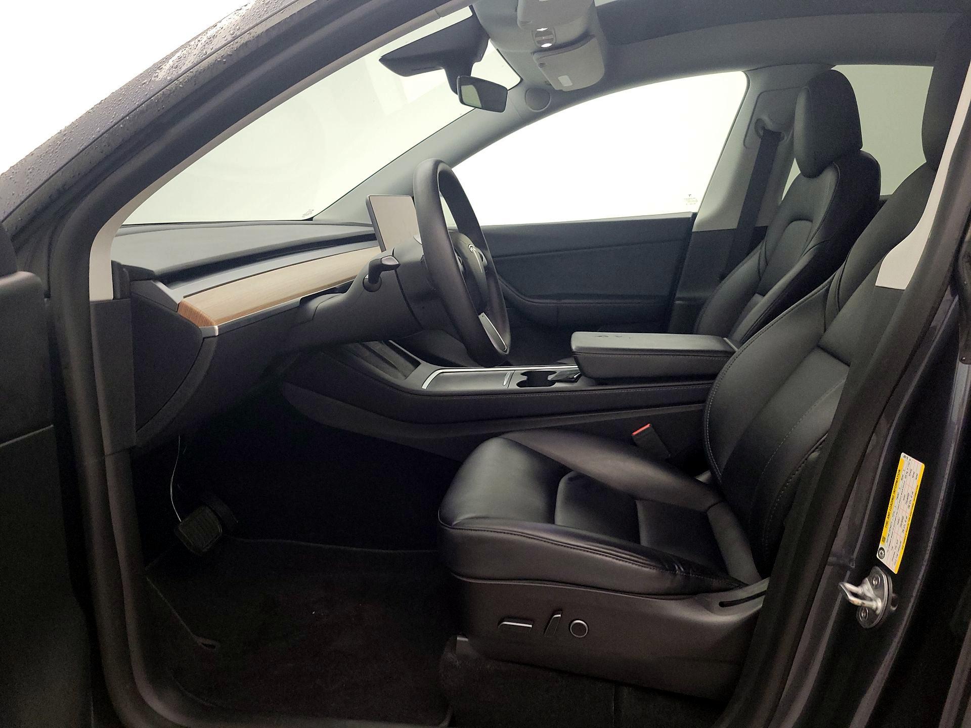 Thumbnail: 2022 Tesla Model Y - 11