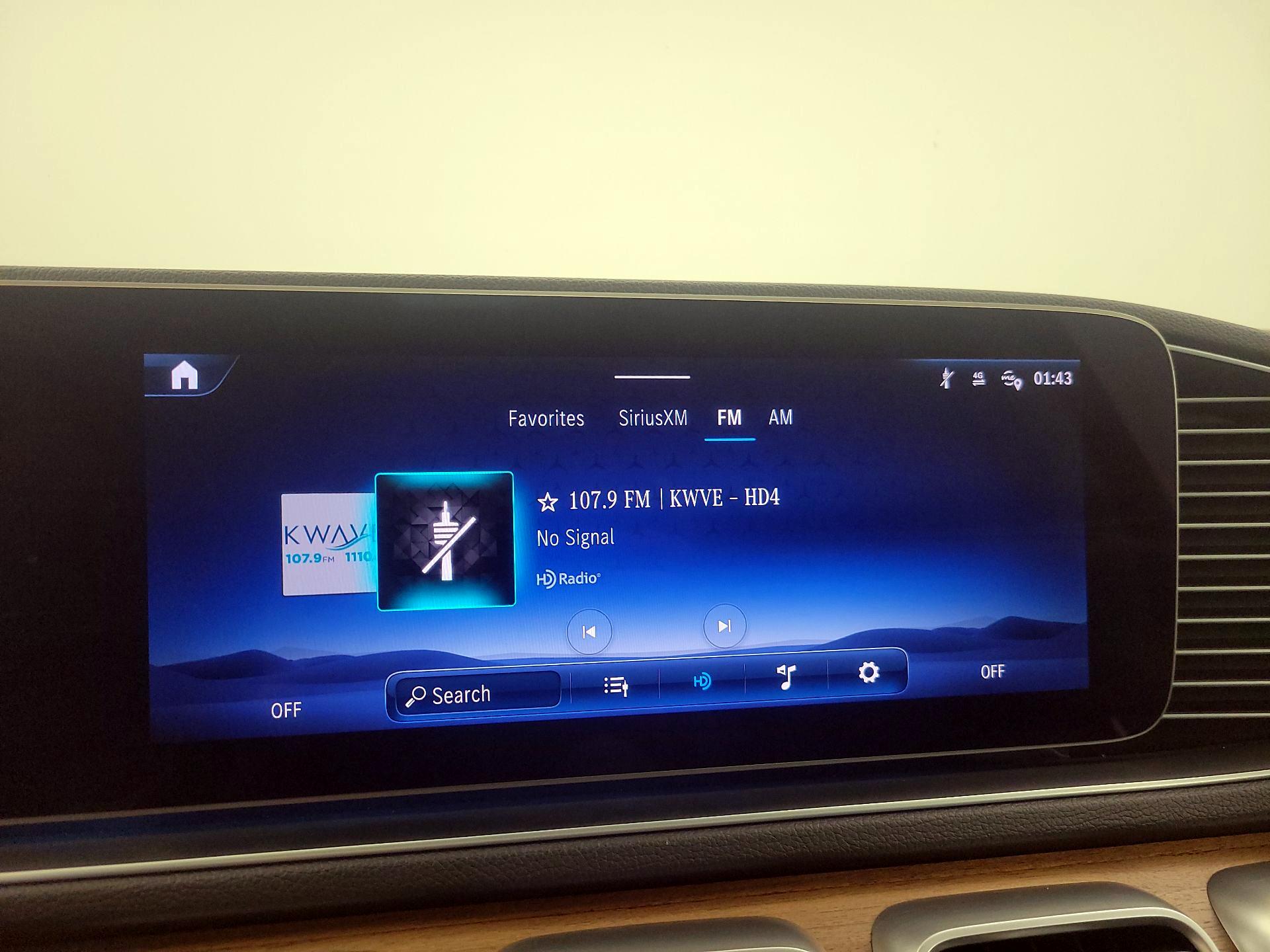 Thumbnail: 2025 Mercedes-Benz GLE - 16