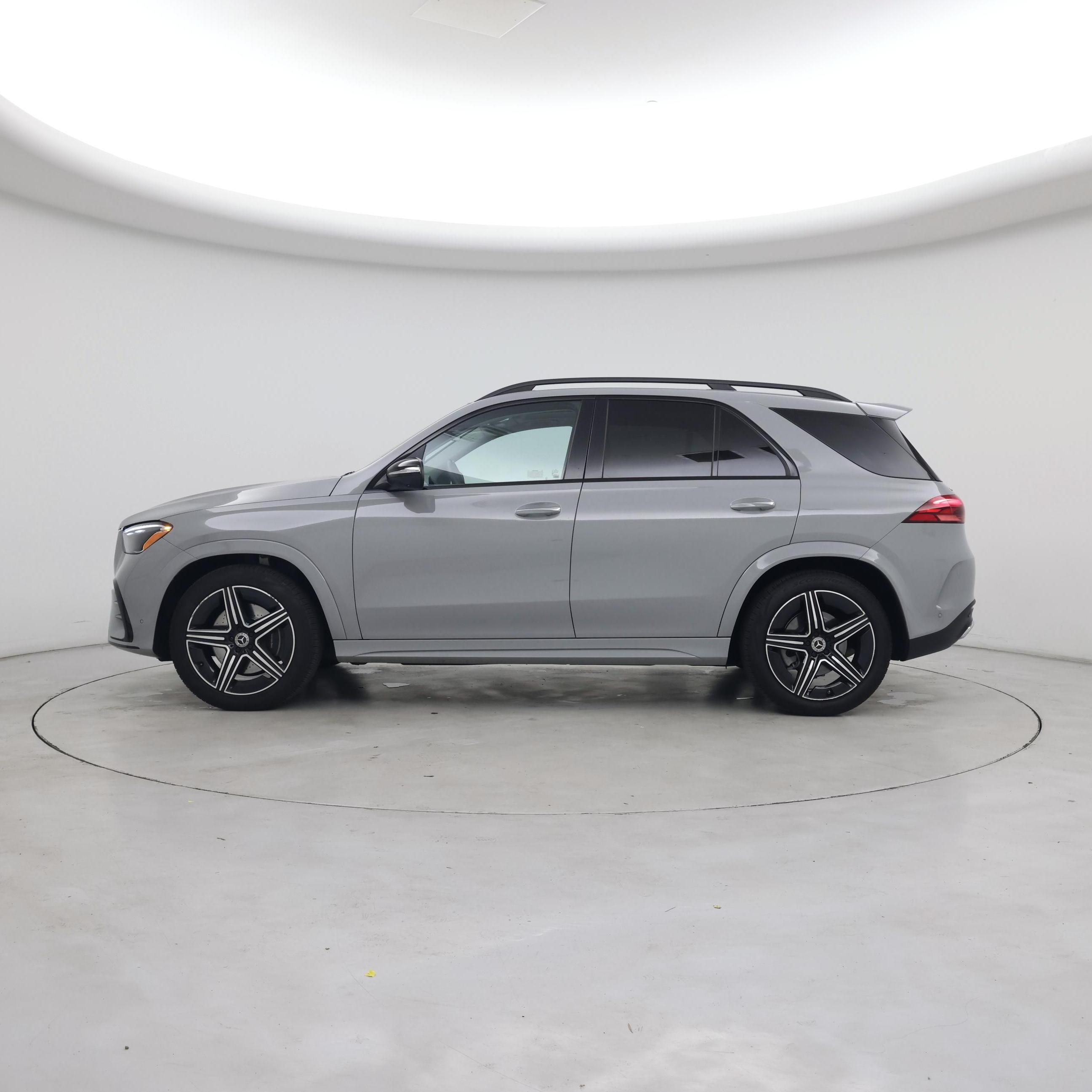 Thumbnail: 2025 Mercedes-Benz GLE - 3