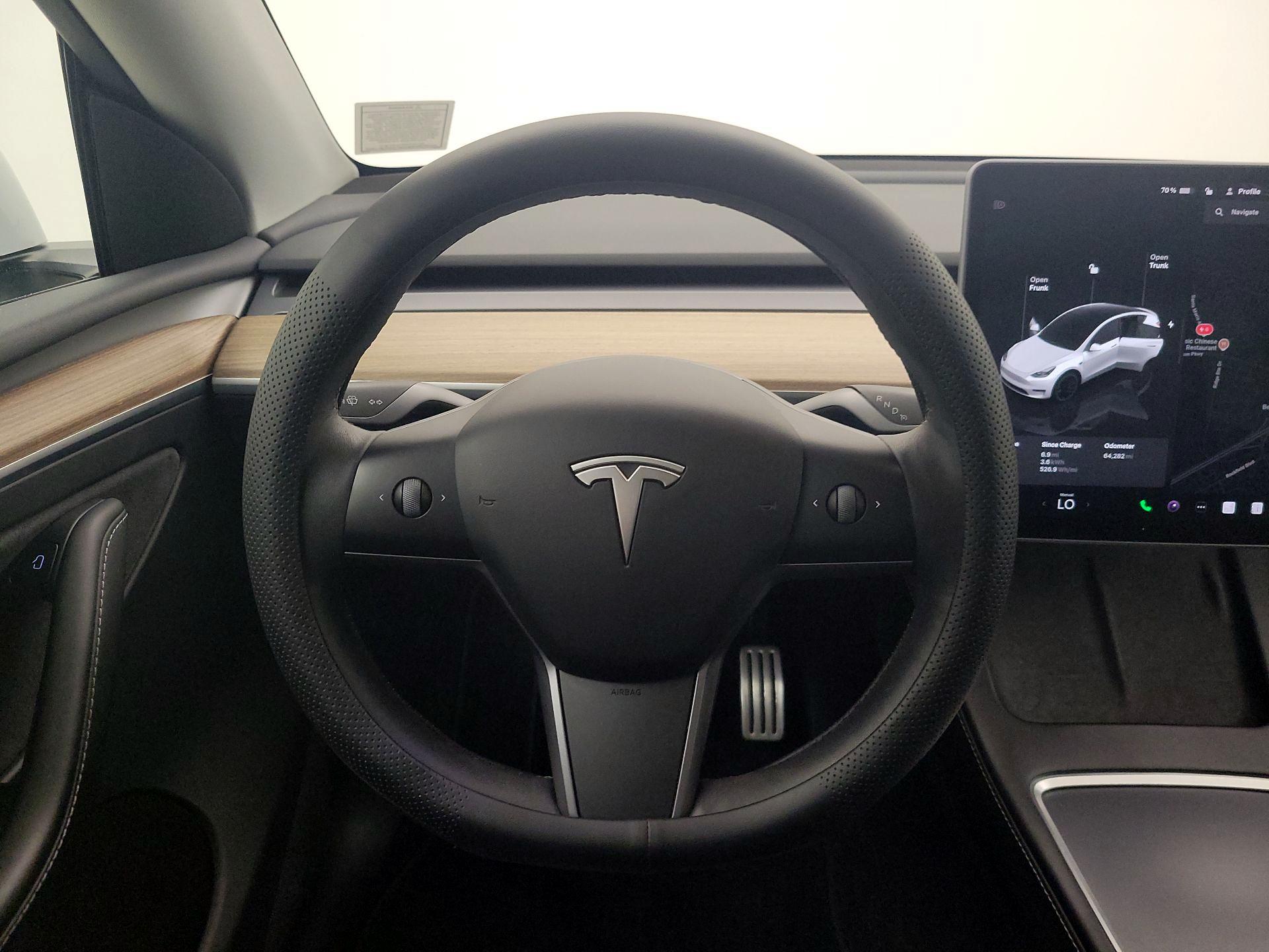 Thumbnail: 2022 Tesla Model Y - 10