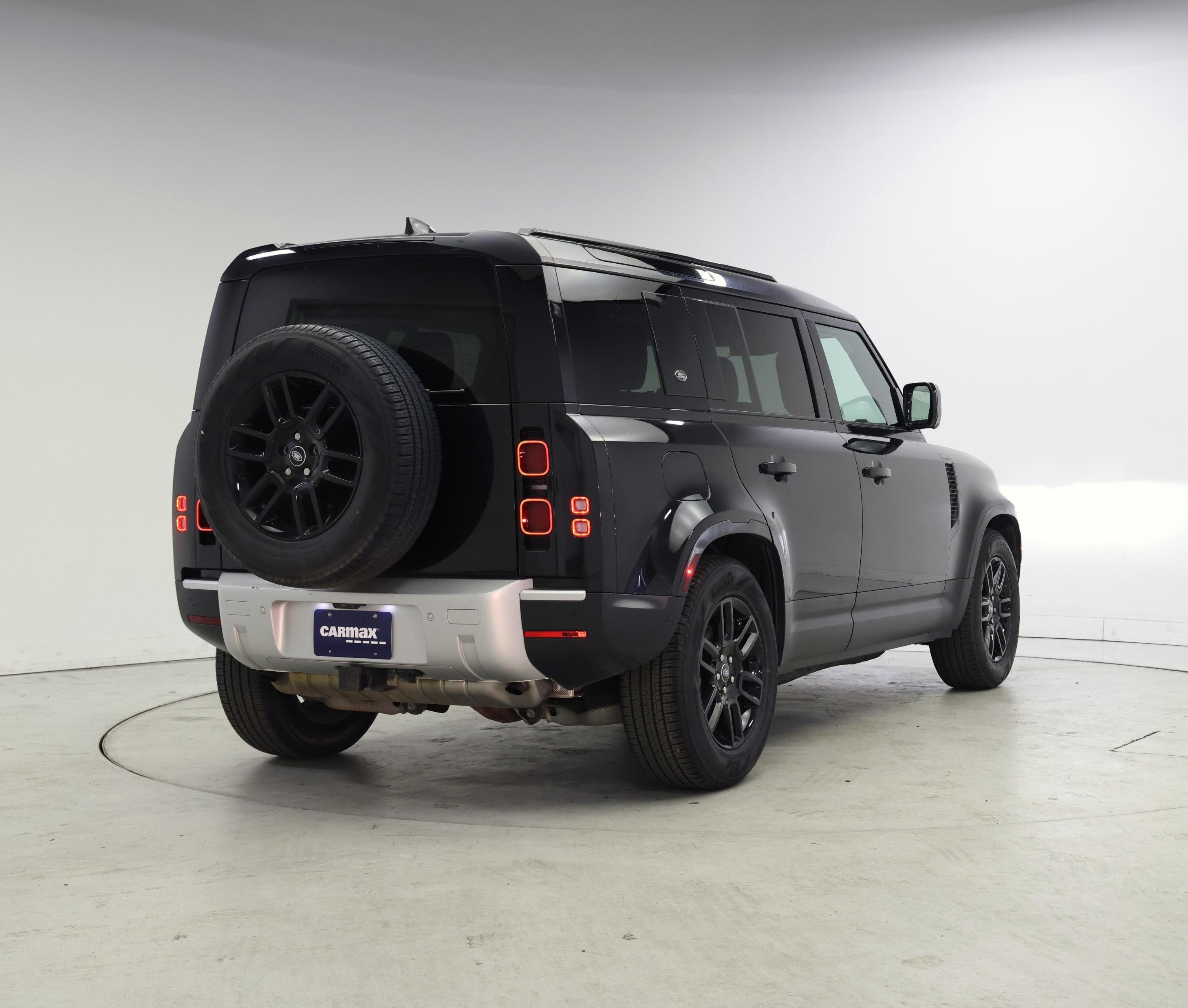 Thumbnail: 2024 Land Rover Defender - 8