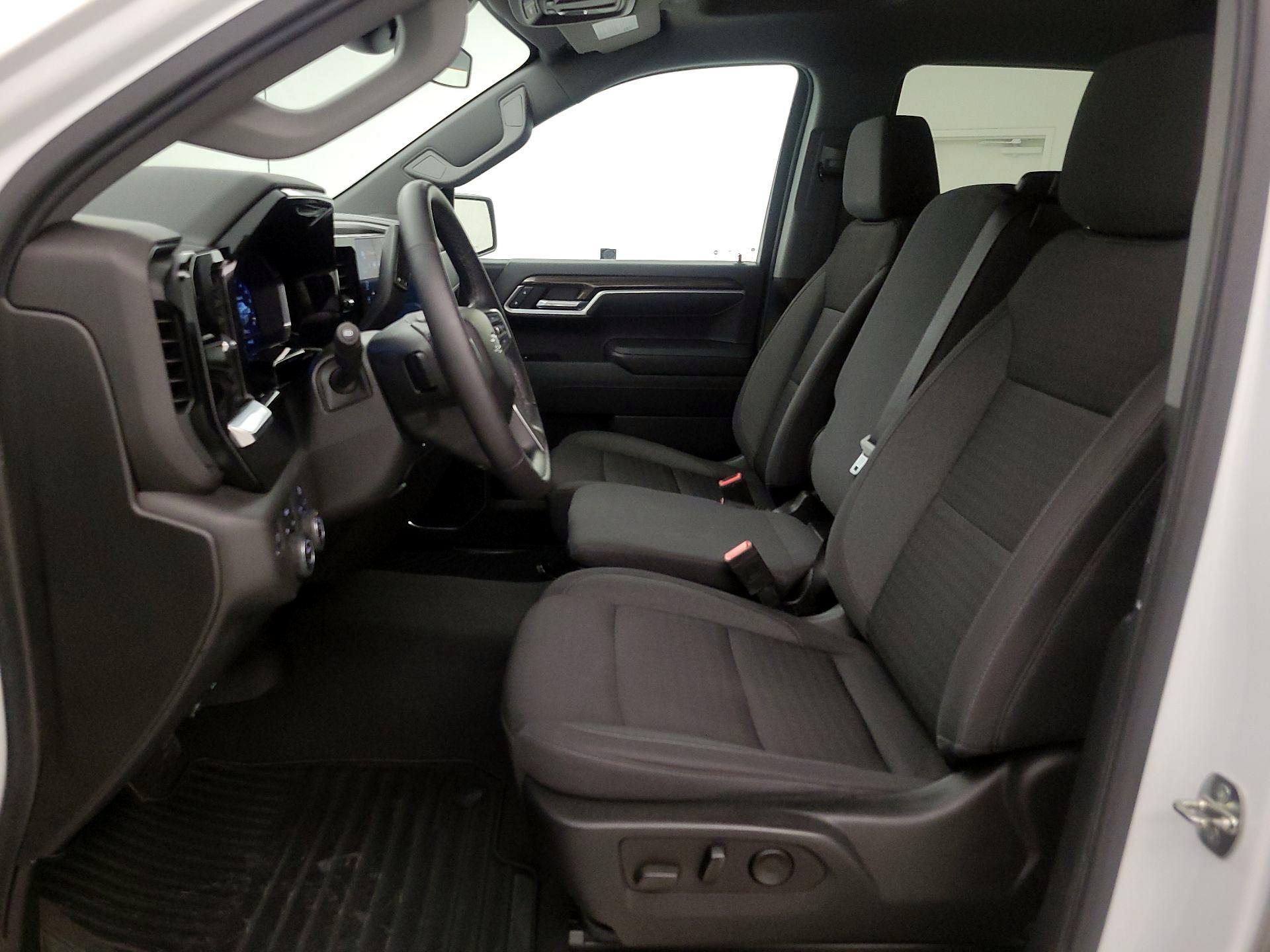 Thumbnail: 2022 Chevrolet Silverado 1500 - 11