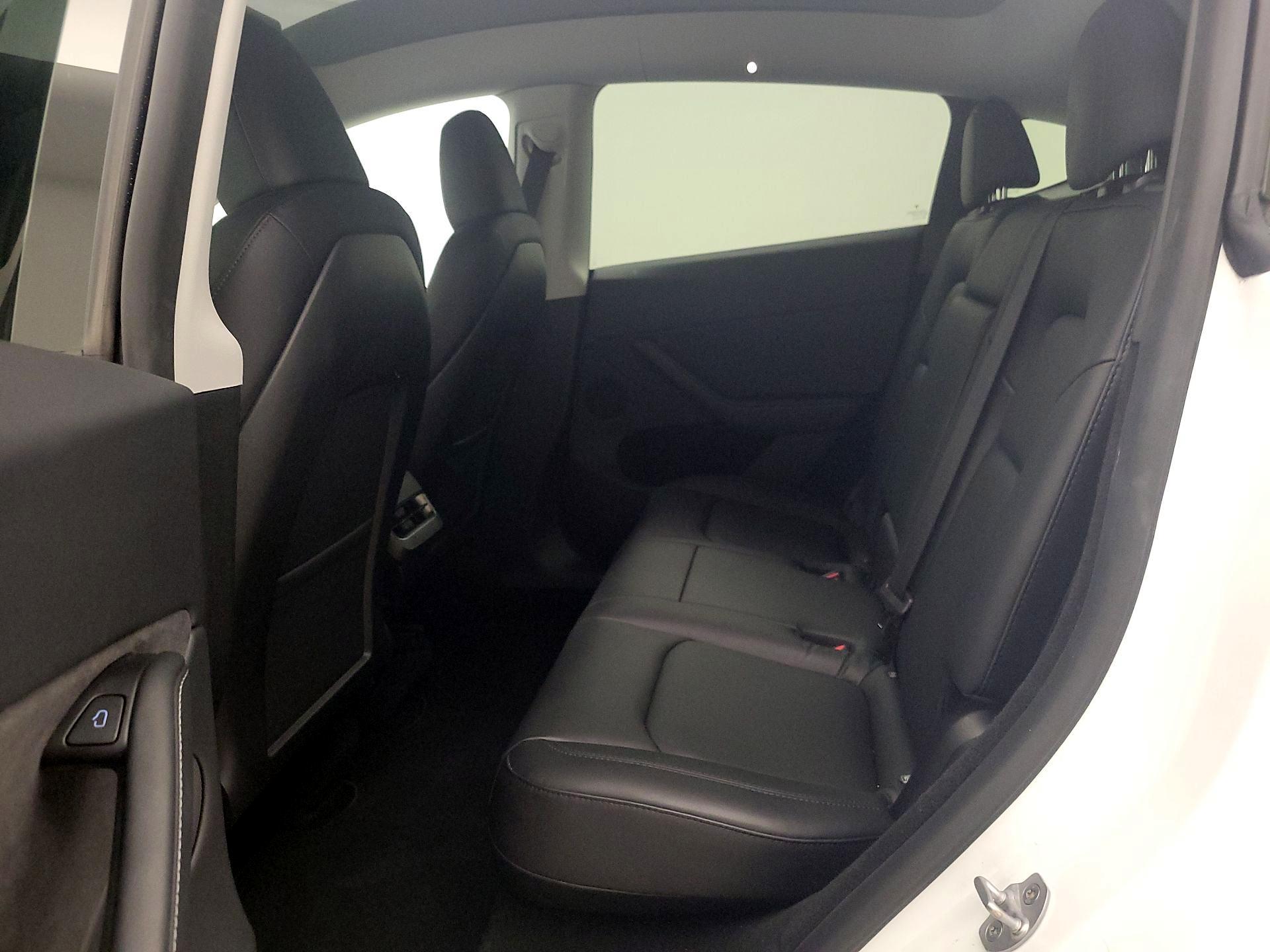 Thumbnail: 2023 Tesla Model Y - 18