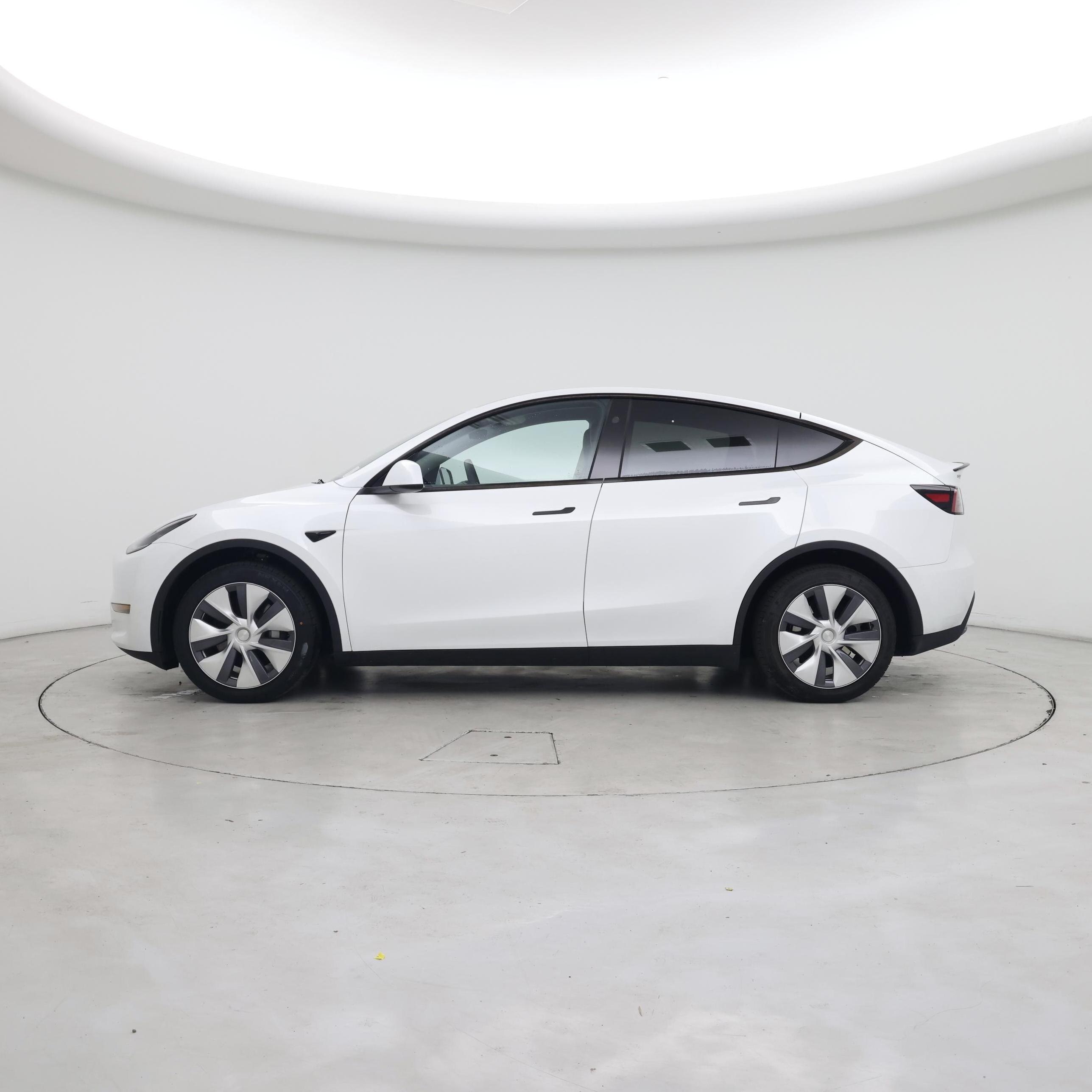 Thumbnail: 2023 Tesla Model Y - 3