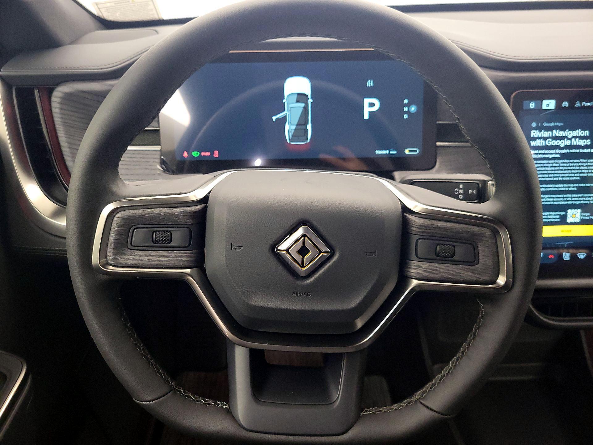 Thumbnail: 2026 Rivian R1S - 10