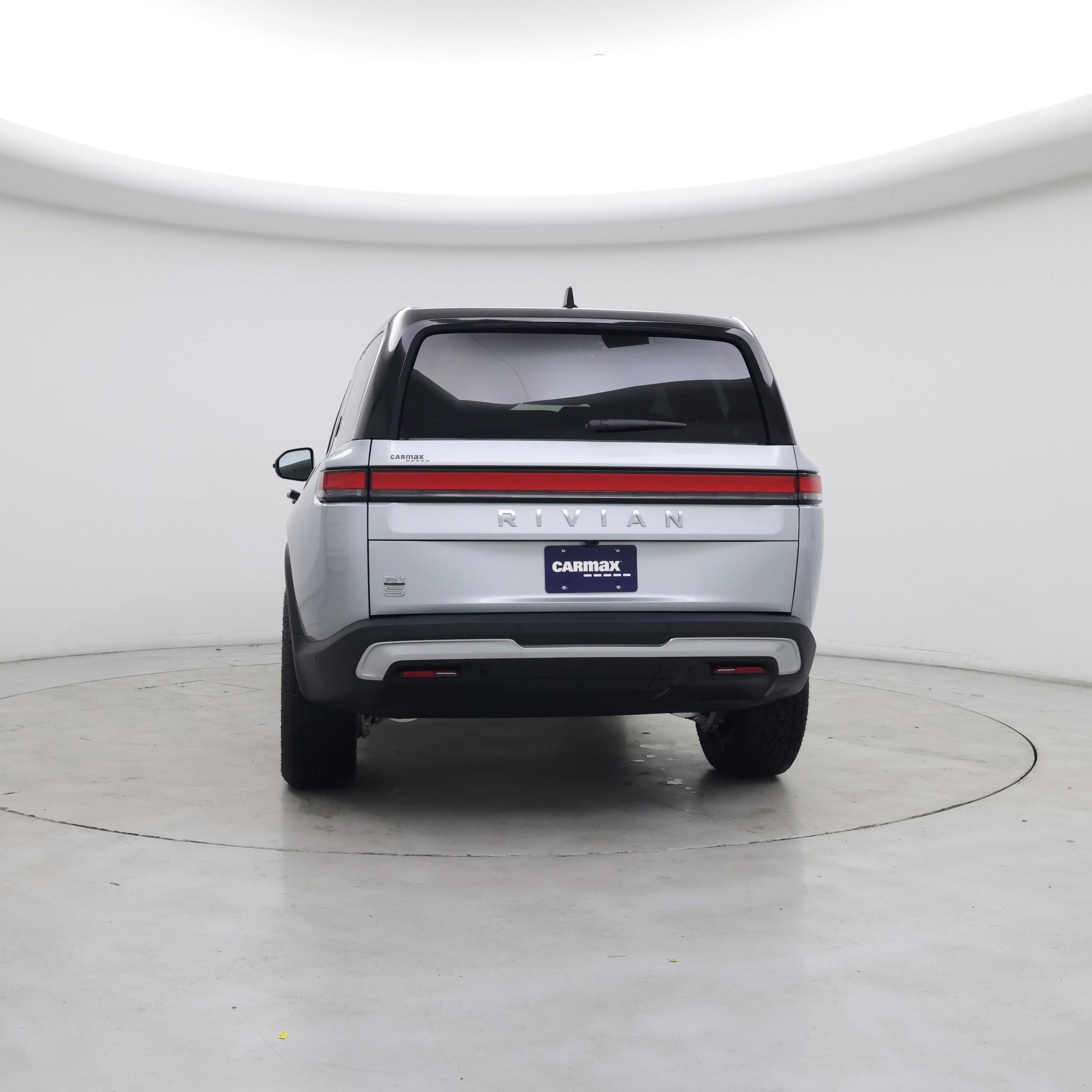 Thumbnail: 2026 Rivian R1S - 6