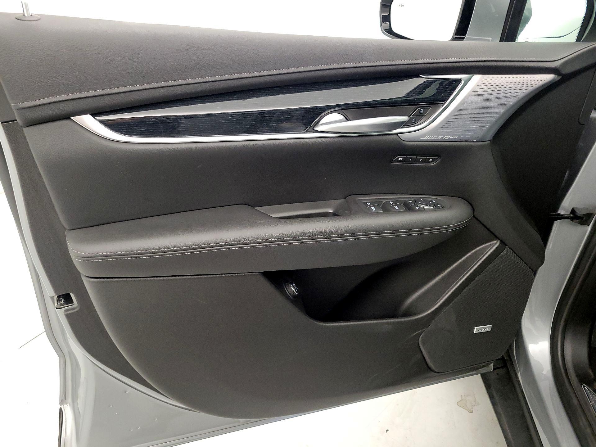 Thumbnail: 2025 Cadillac XT5 - 12