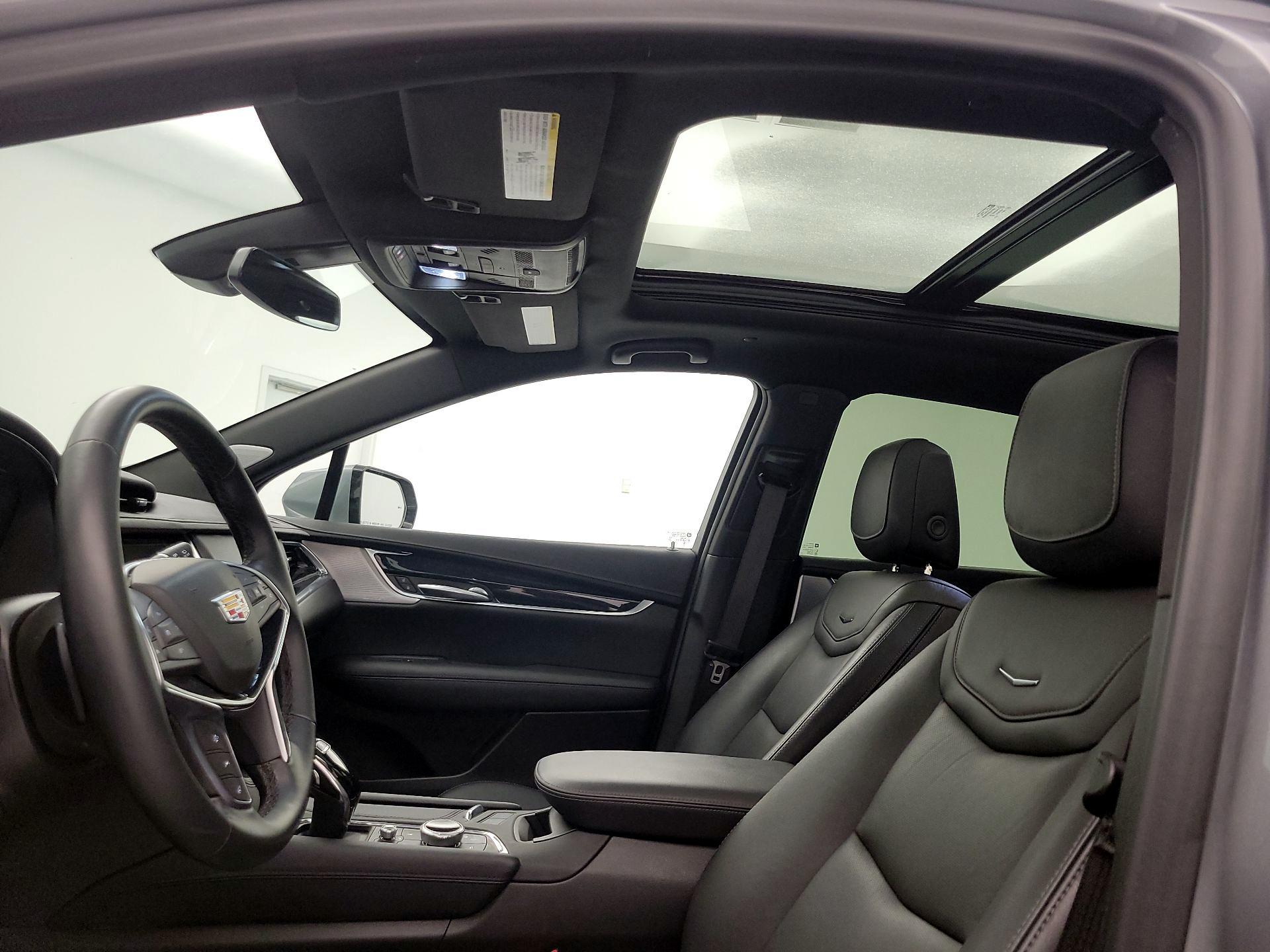 Thumbnail: 2025 Cadillac XT5 - 20