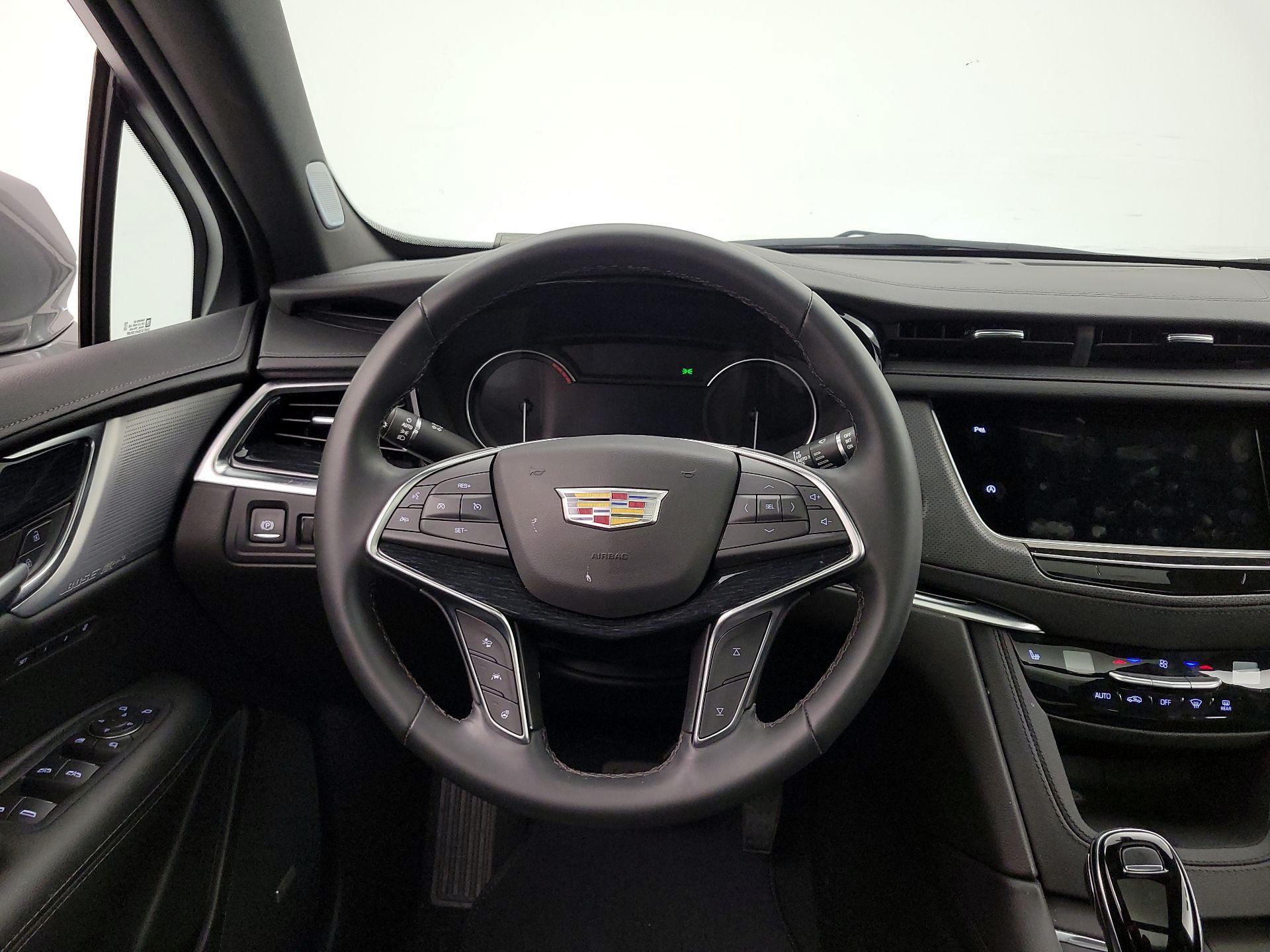 Thumbnail: 2025 Cadillac XT5 - 10