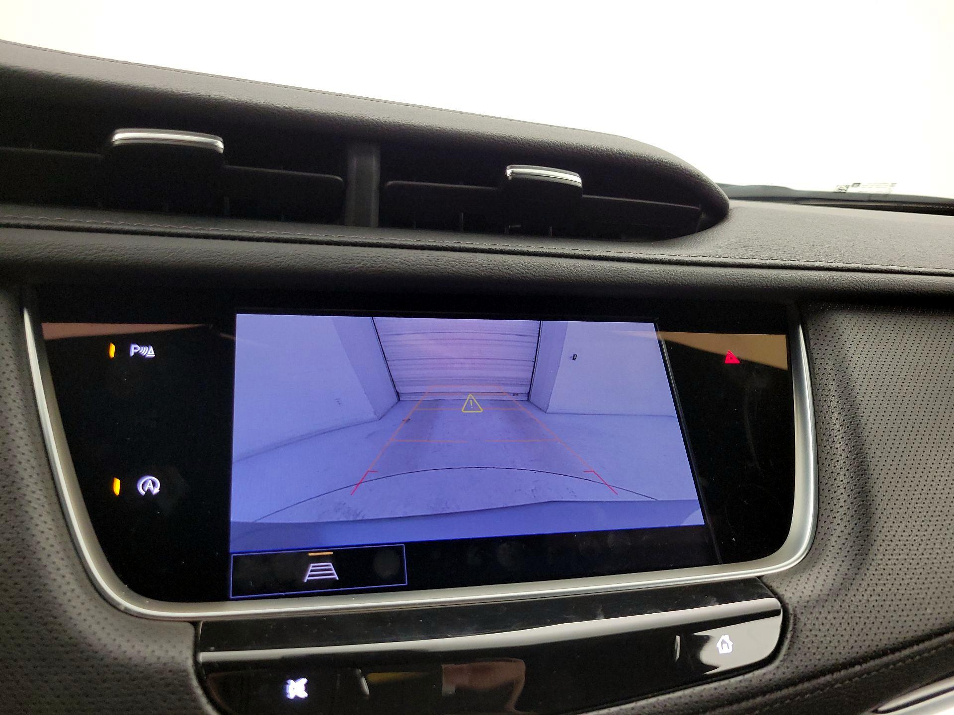 Thumbnail: 2025 Cadillac XT5 - 14